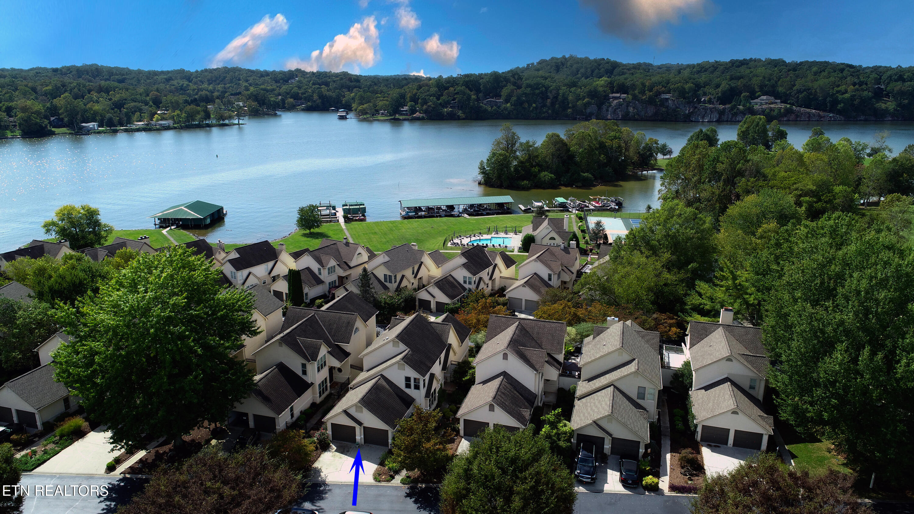 3413 Commodore Point Knoxville TN 37922