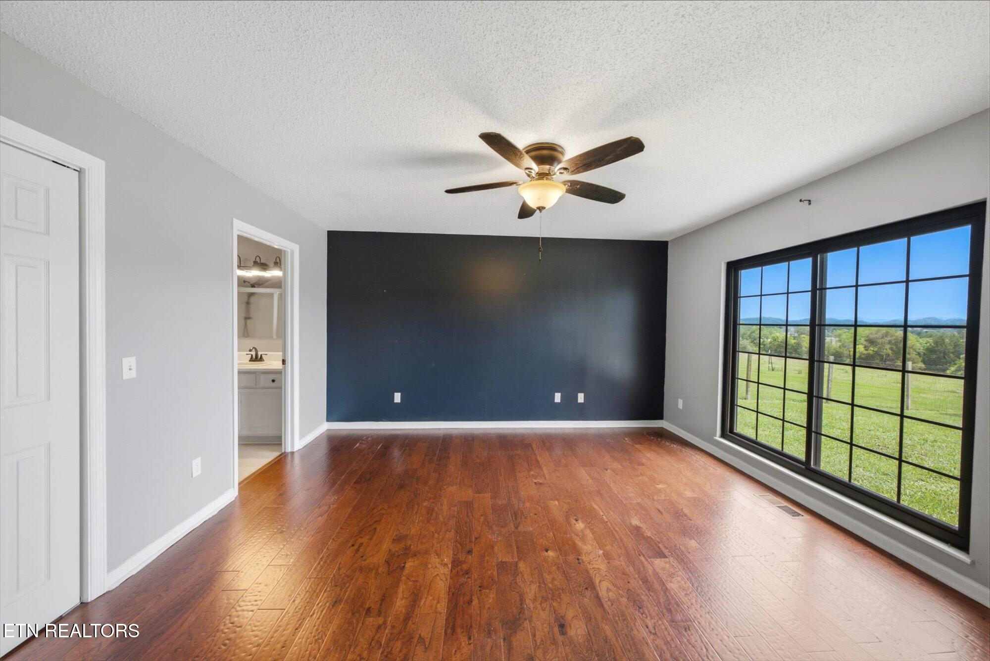 217 S Rolling Ridge Ln S Lane Vonore TN 37885