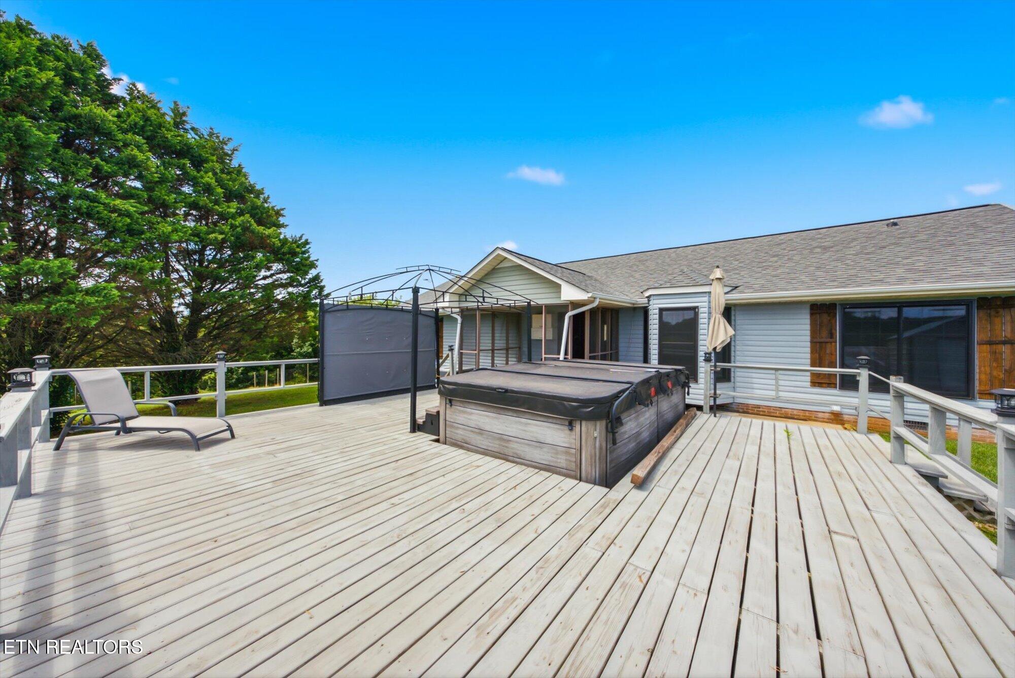 217 S Rolling Ridge Ln S Lane Vonore TN 37885