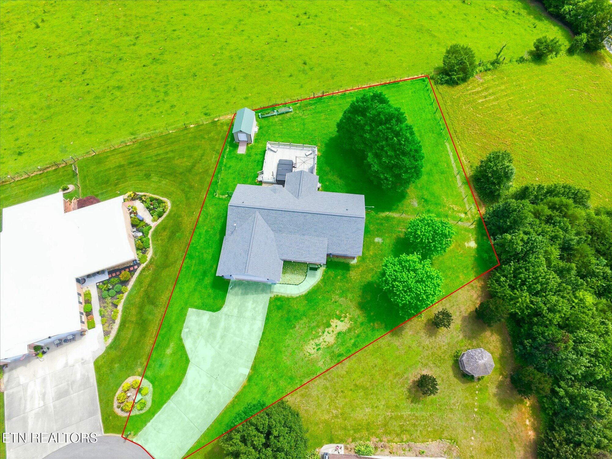 217 S Rolling Ridge Ln S Lane Vonore TN 37885