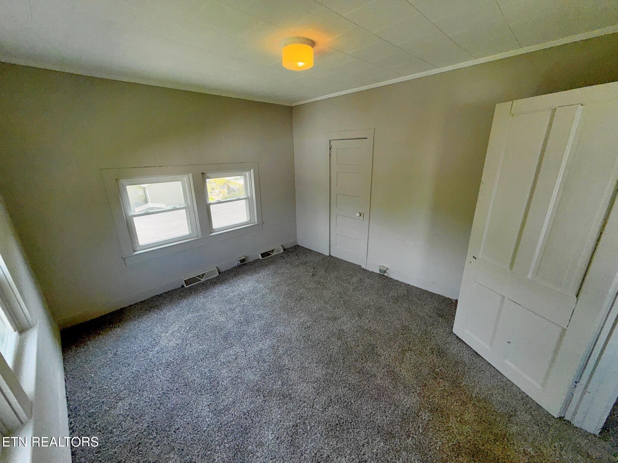 608 Wright Street Jellico TN 37762