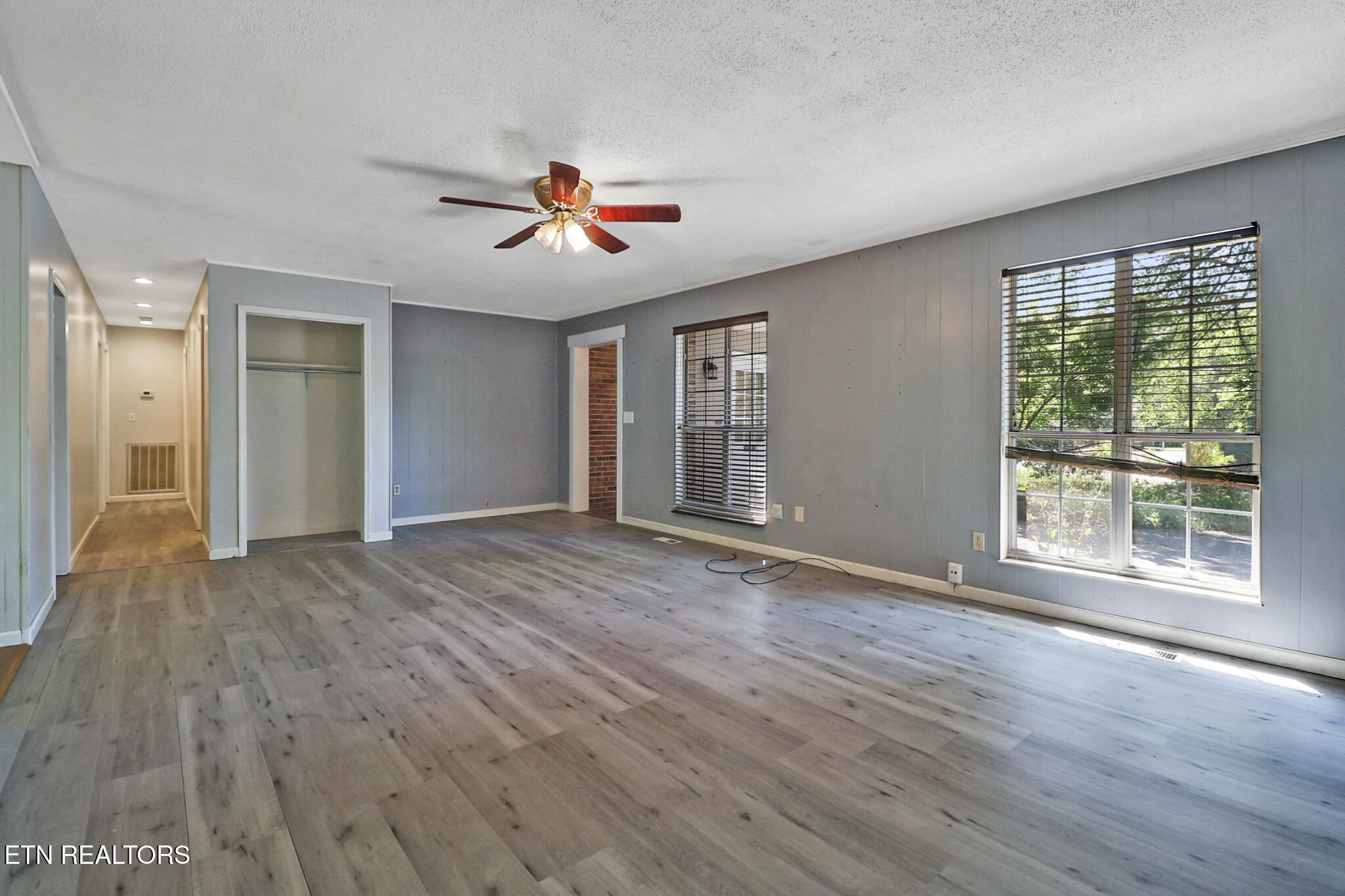 26 Lindale Lane Oak Ridge TN 37830