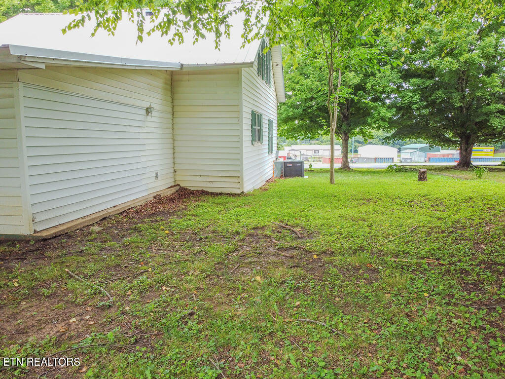 110 Old Englewood Road Englewood TN 37329