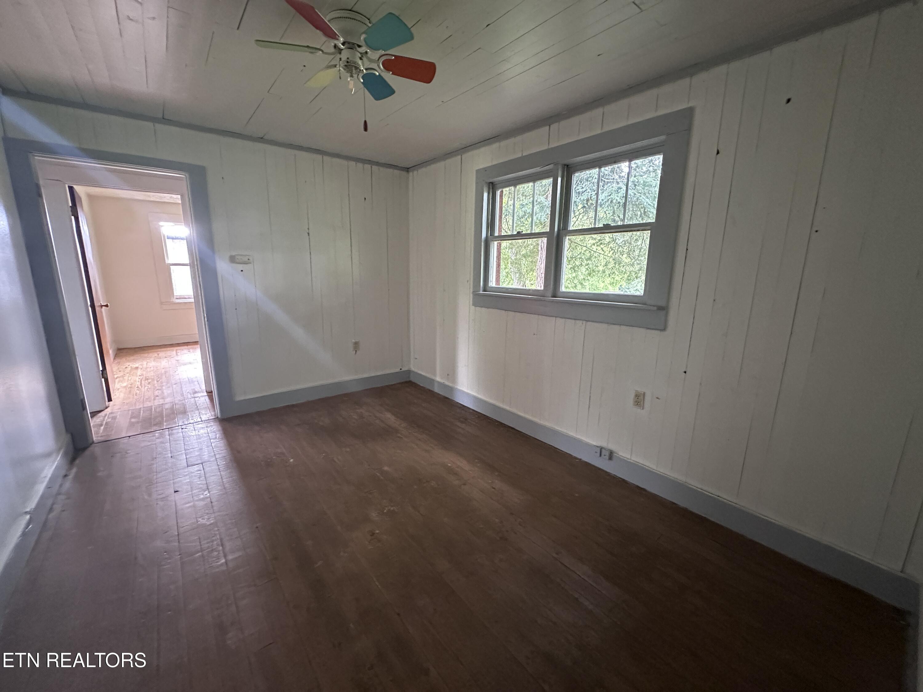 1671 Taylor Place Road Jamestown TN 38556
