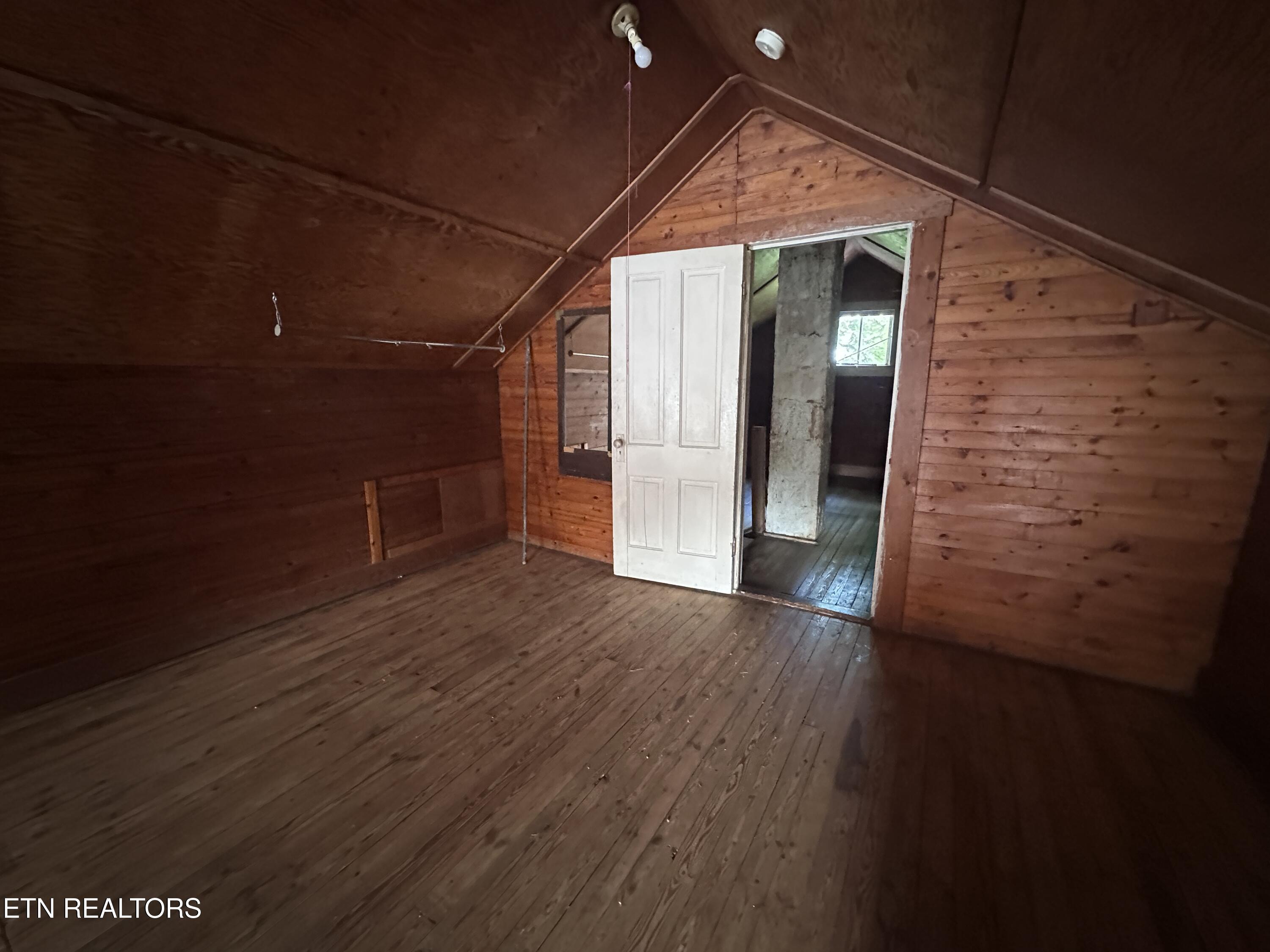 1671 Taylor Place Road Jamestown TN 38556