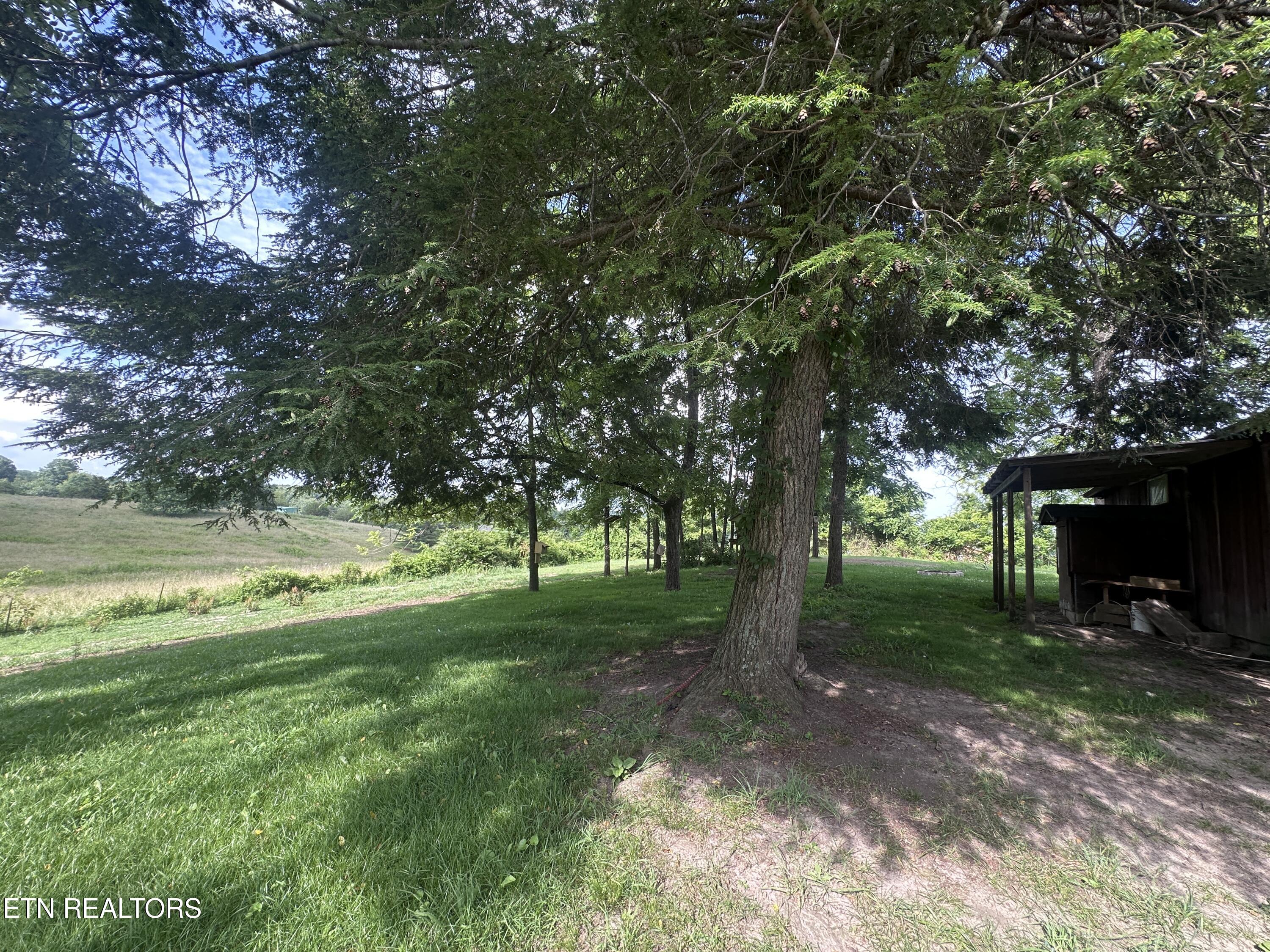 1671 Taylor Place Road Jamestown TN 38556