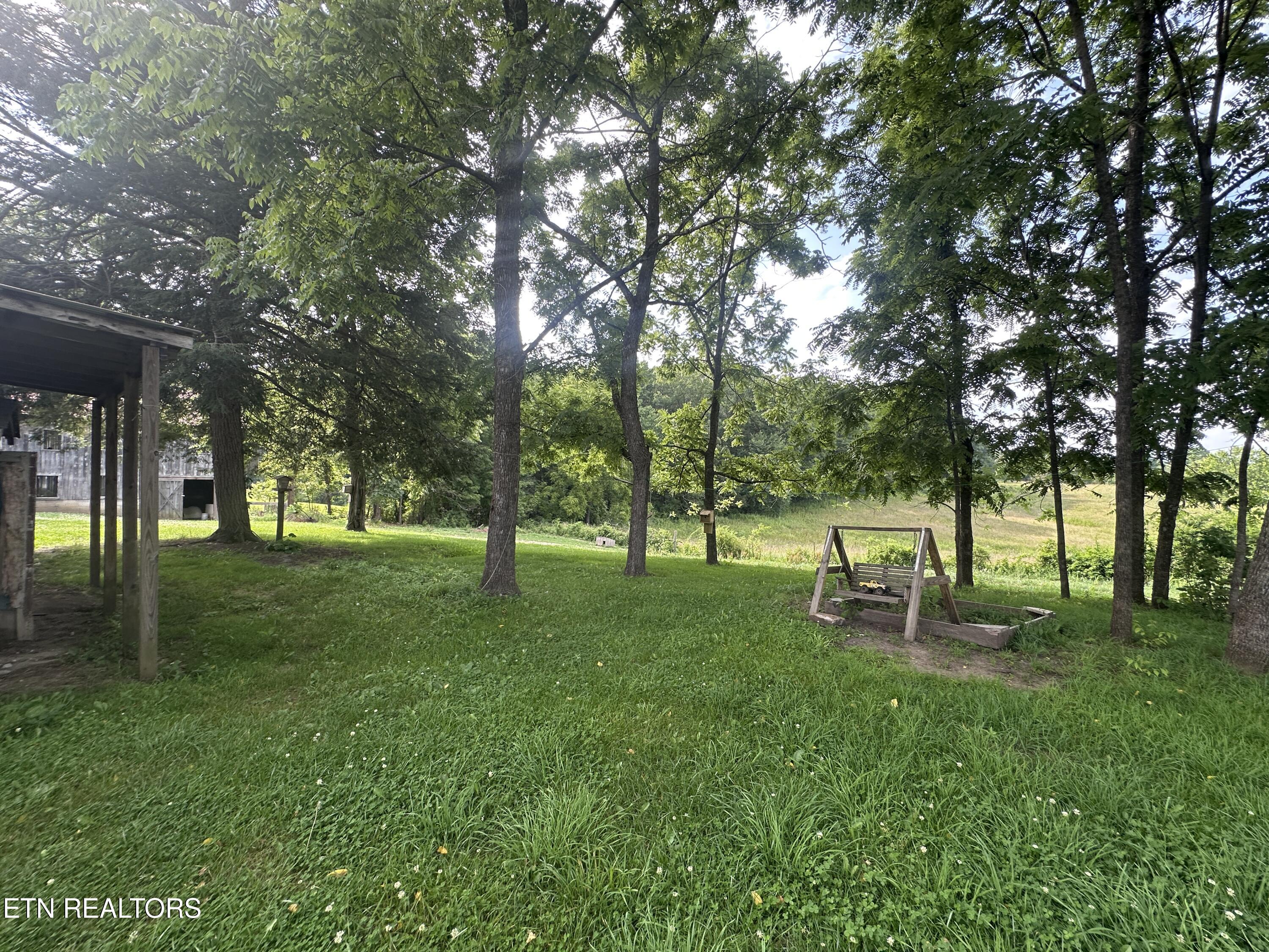1671 Taylor Place Road Jamestown TN 38556