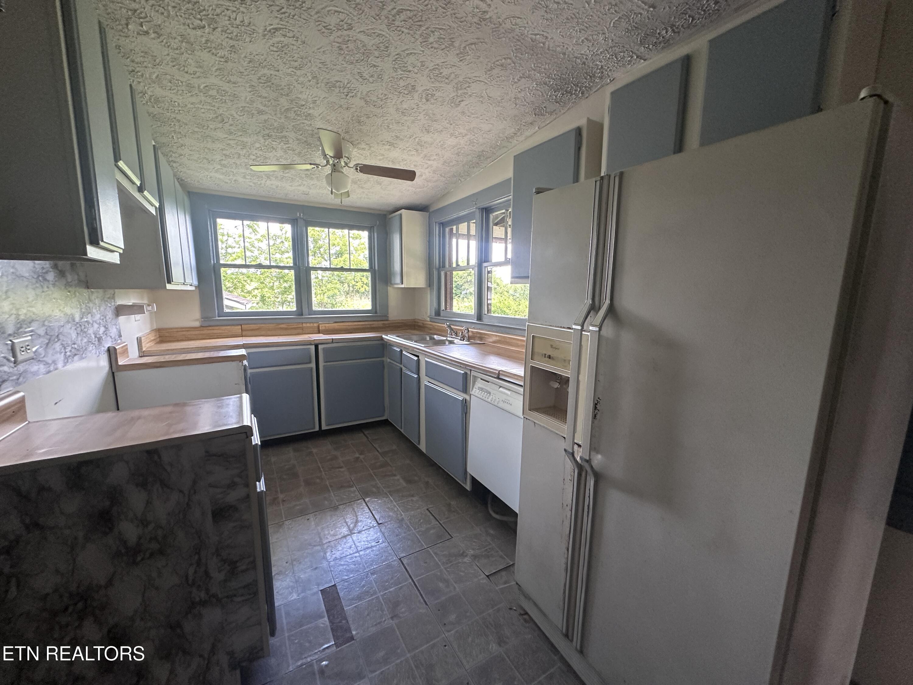 1671 Taylor Place Road Jamestown TN 38556