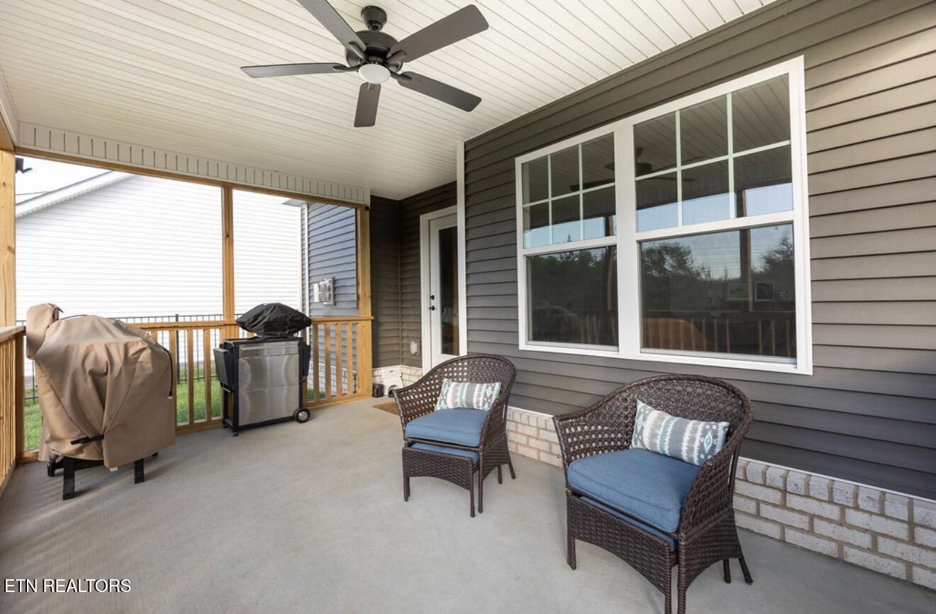 127 Songberry Street Oak Ridge TN 37830