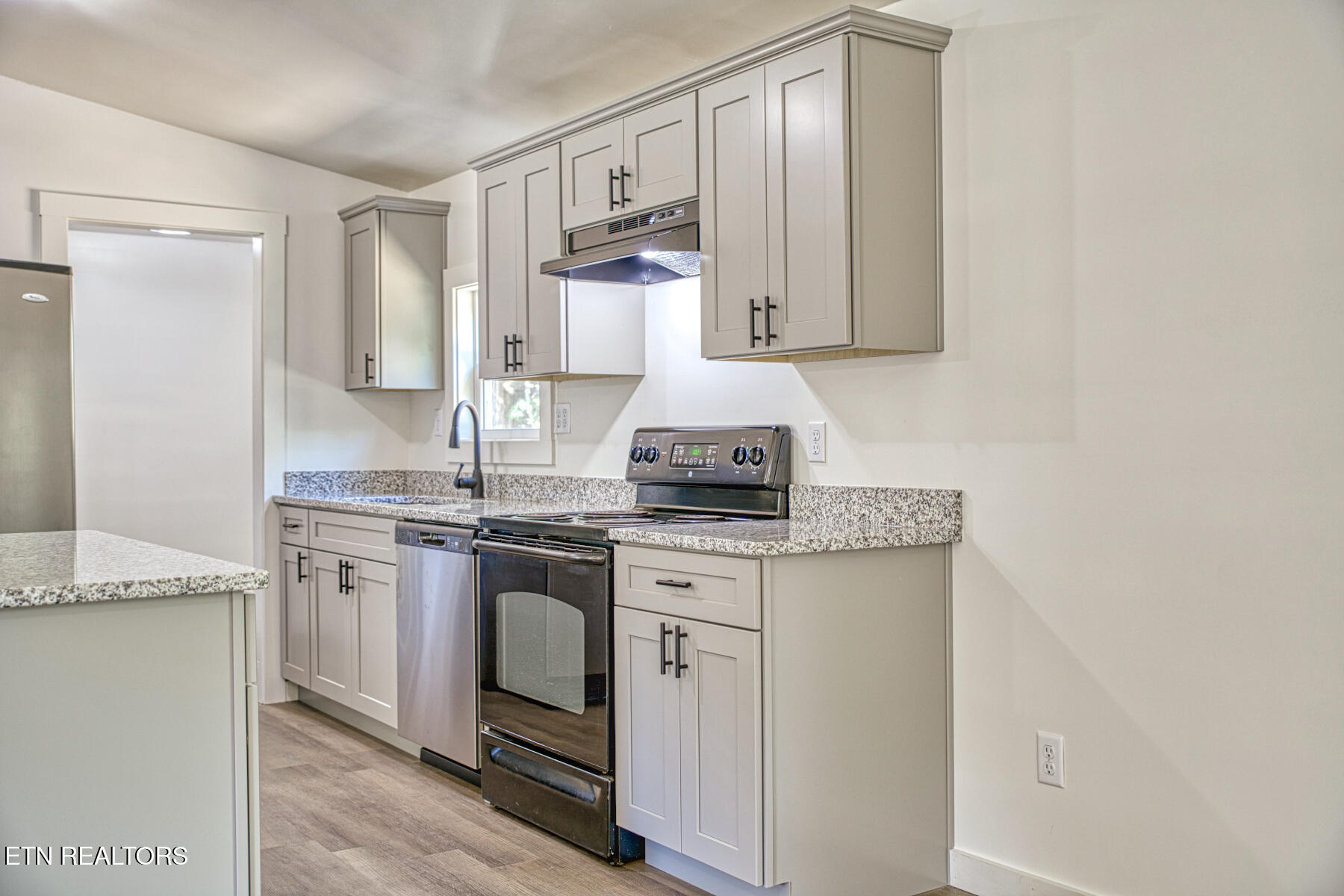 2204 Wartrace Highway Whitleyville TN 38588