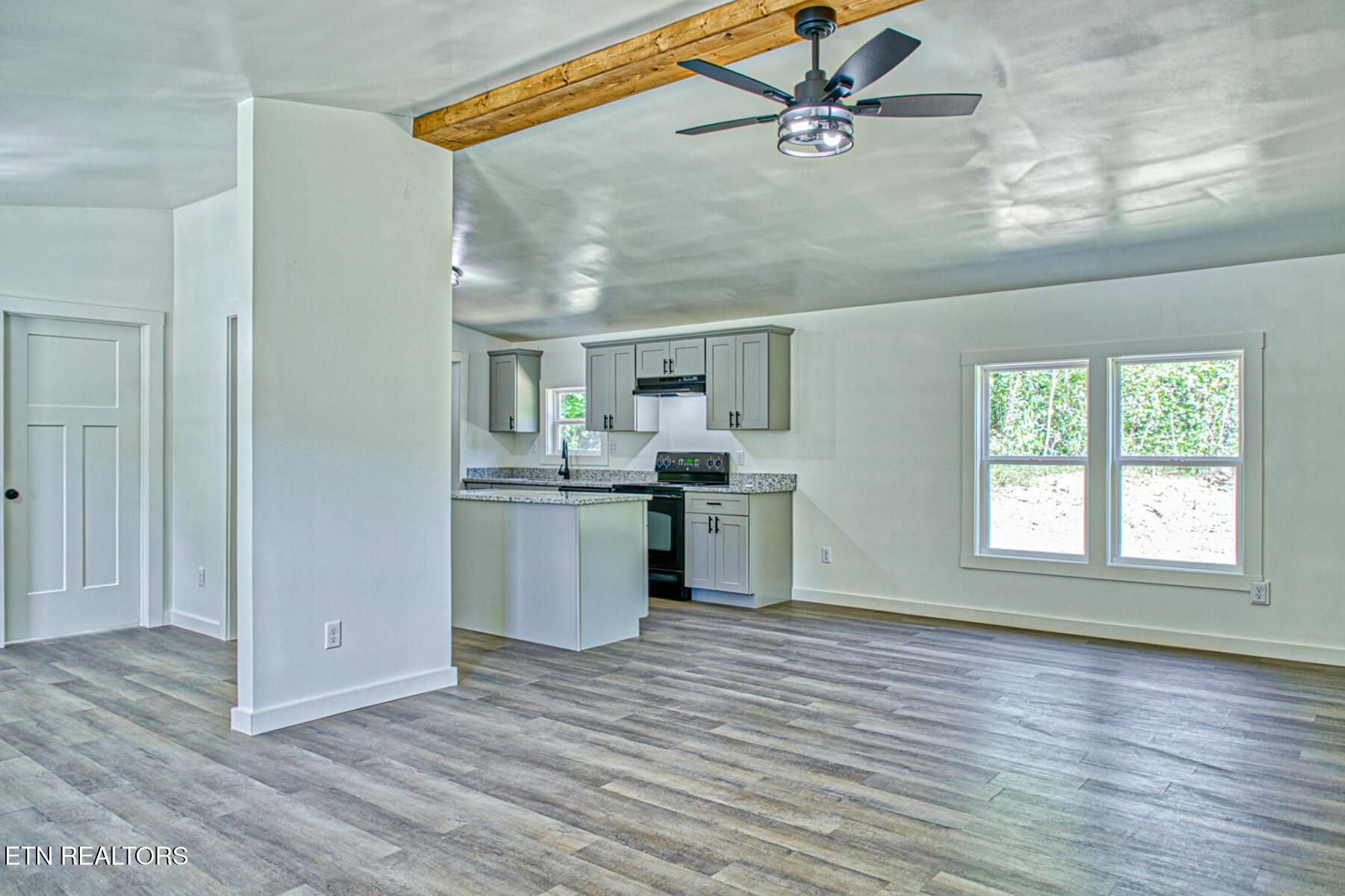 2204 Wartrace Highway Whitleyville TN 38588