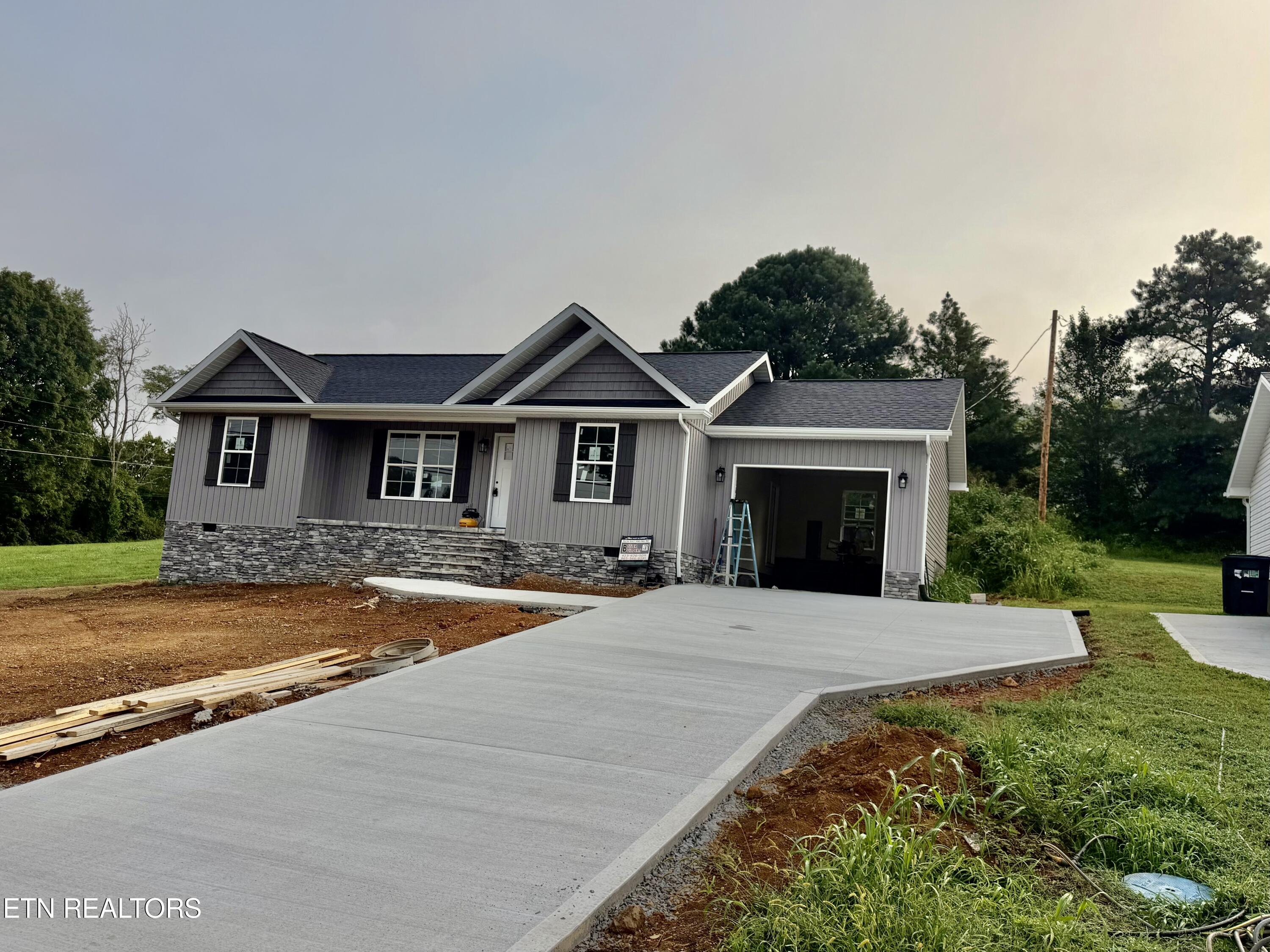 162 Dogwood Road Tazewell TN 37879