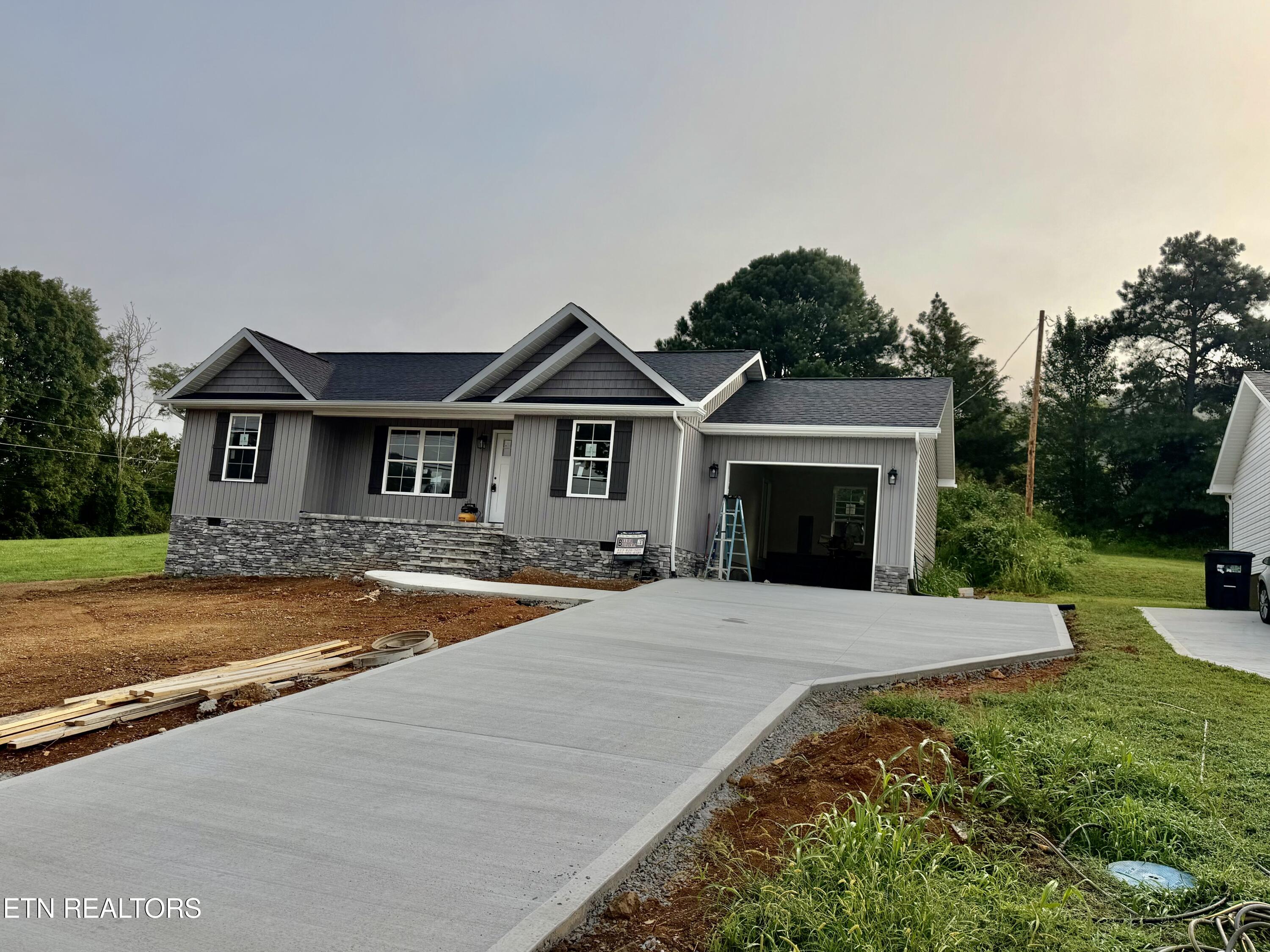 162 Dogwood Road Tazewell TN 37879
