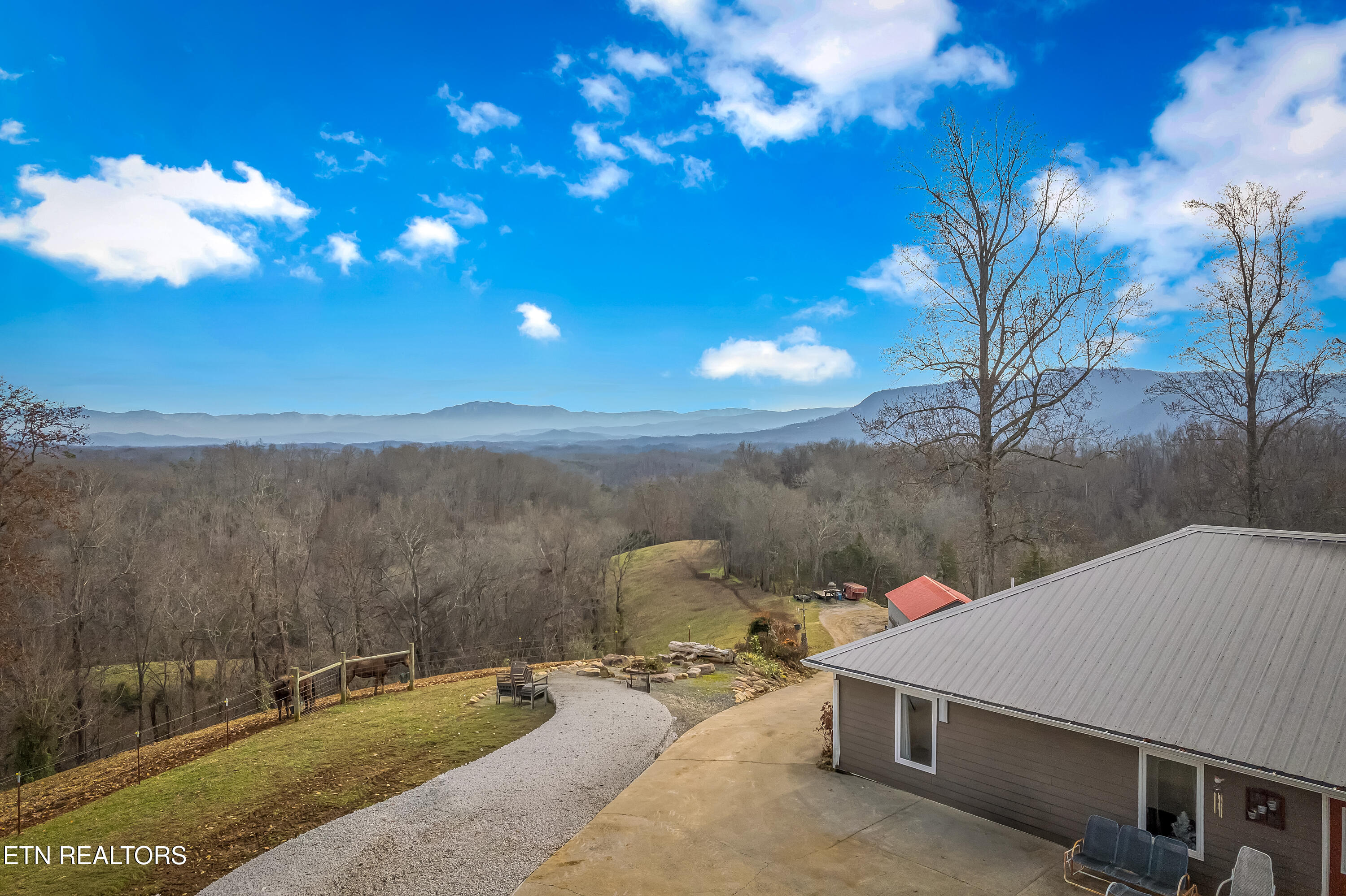 1739 Long Branch Road Seymour TN 37865