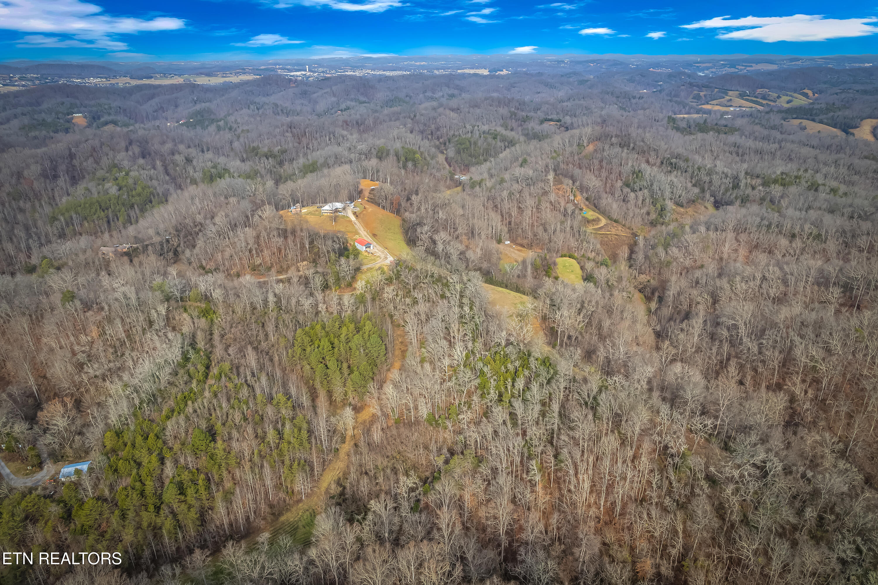 1739 Long Branch Road Seymour TN 37865