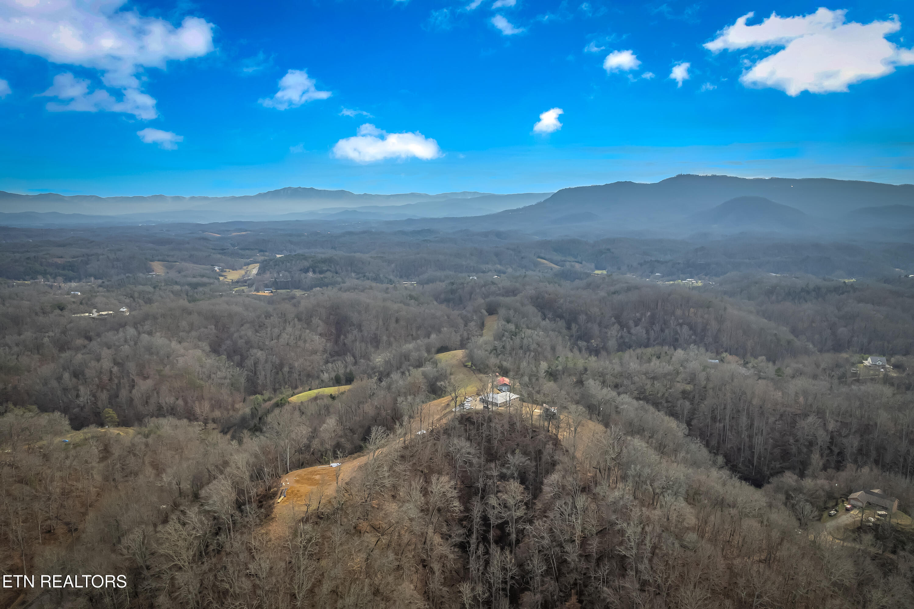 1739 Long Branch Road Seymour TN 37865