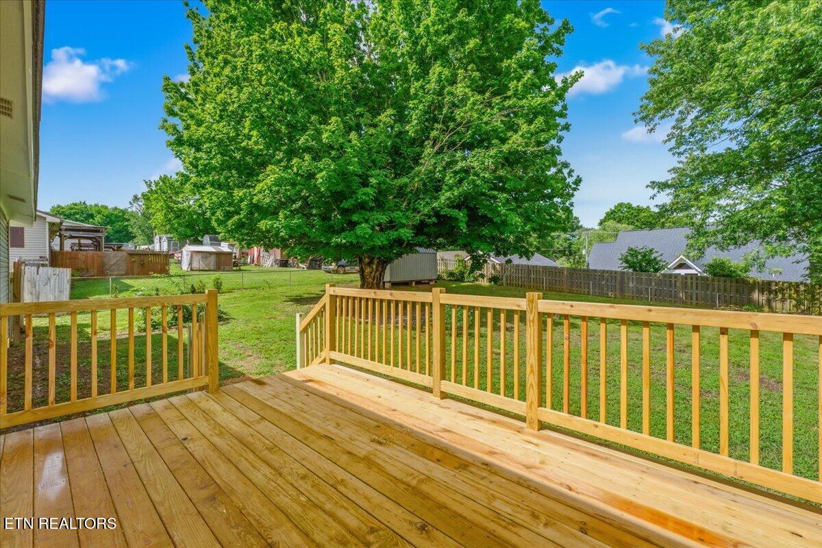 7920 Powell Heights Road Powell TN 37849