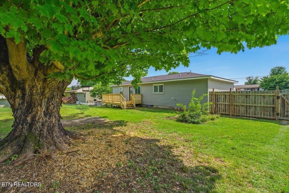 7920 Powell Heights Road Powell TN 37849
