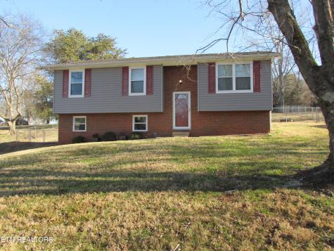 138 Old Clover Hill Road Maryville TN 37803