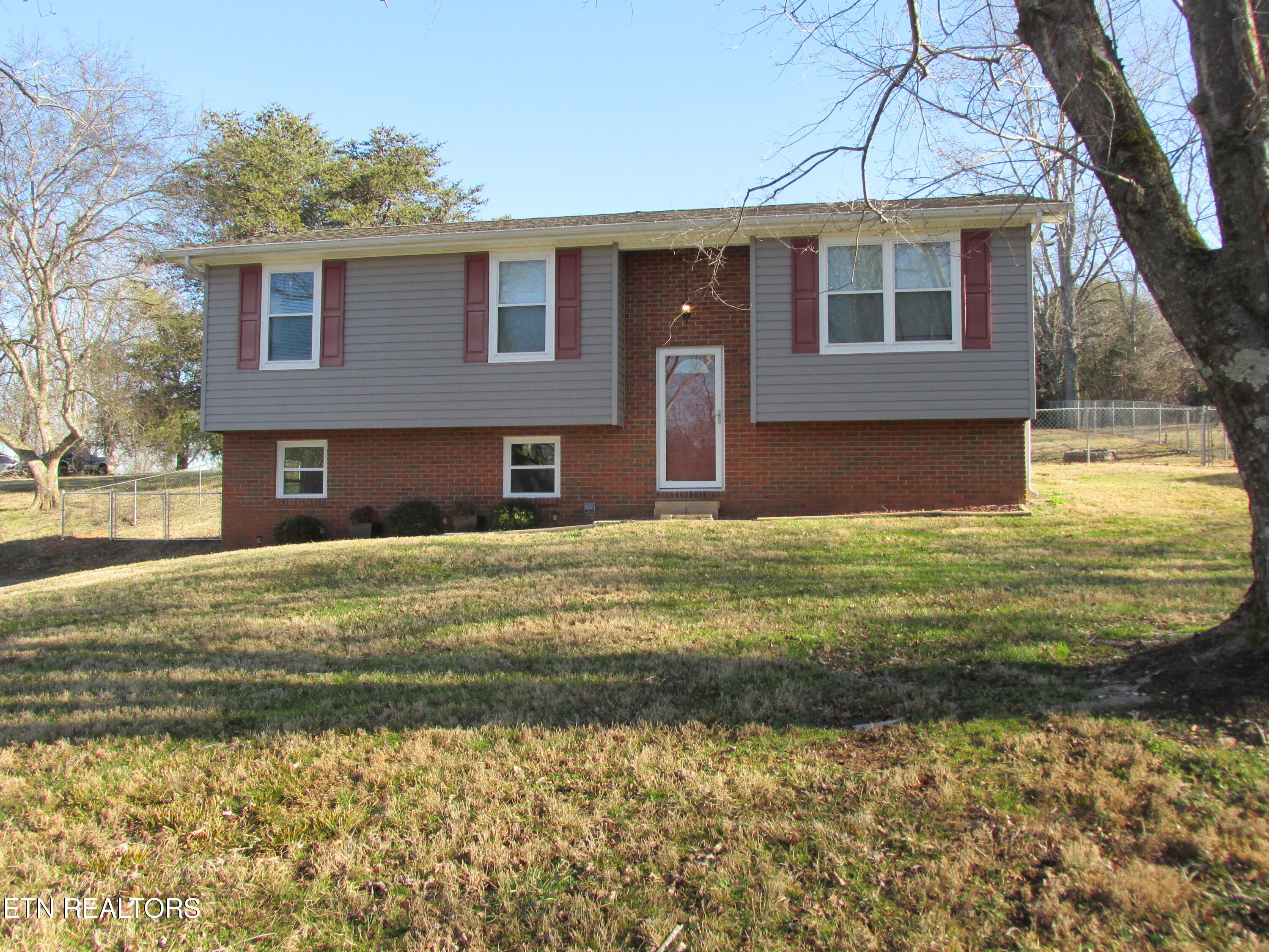138 Old Clover Hill Road Maryville TN 37803
