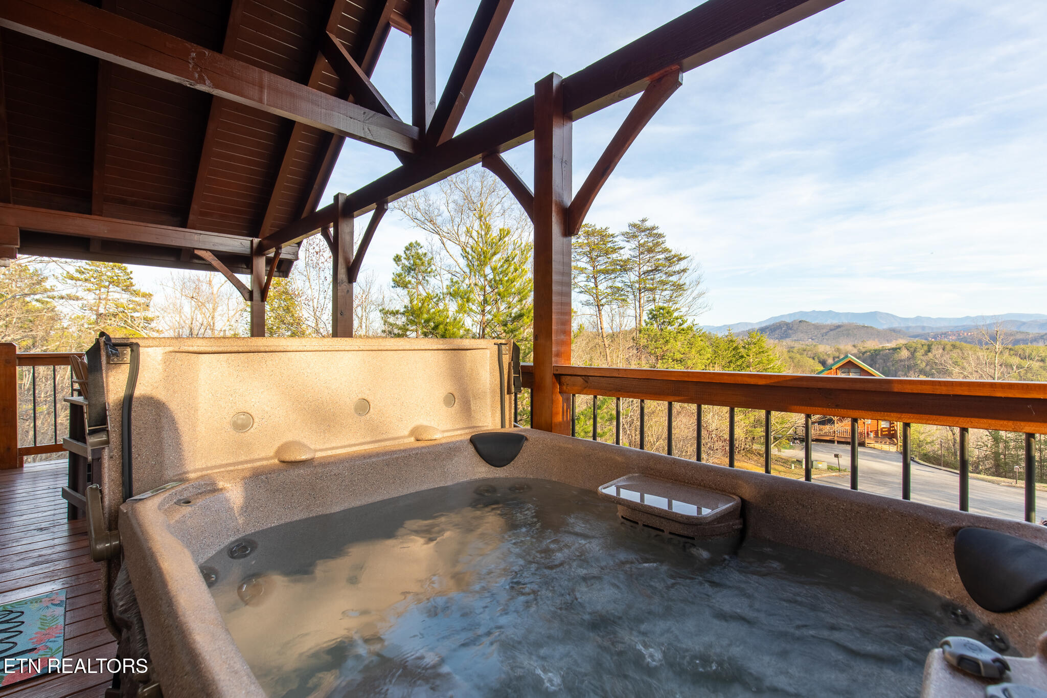 1435 Zachary Thomas Lane Sevierville TN 37876