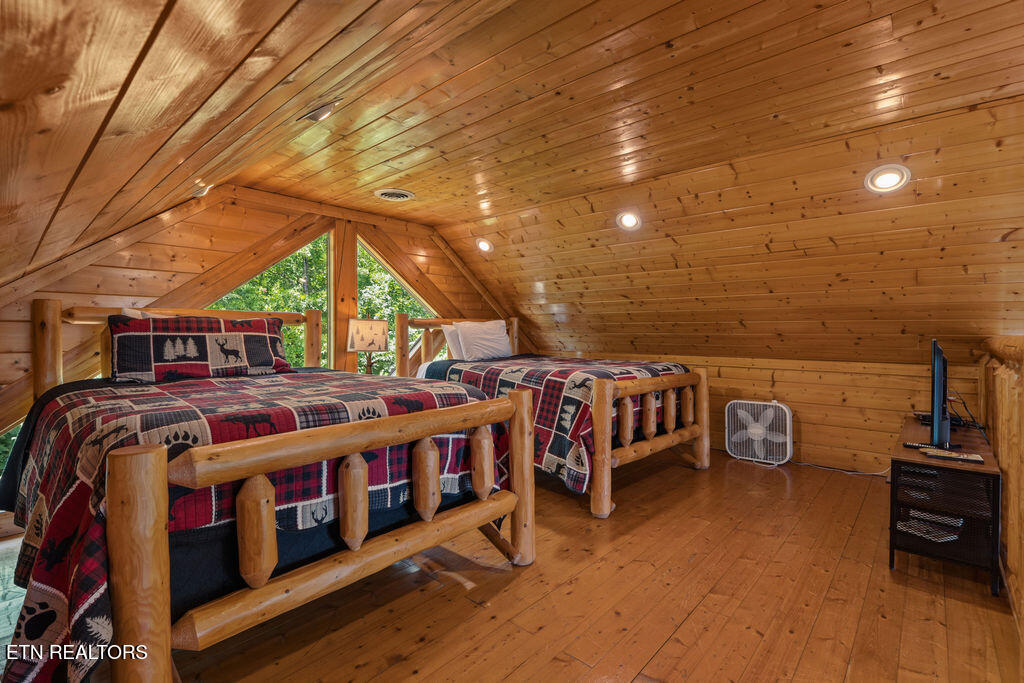 1435 Zachary Thomas Lane Sevierville TN 37876