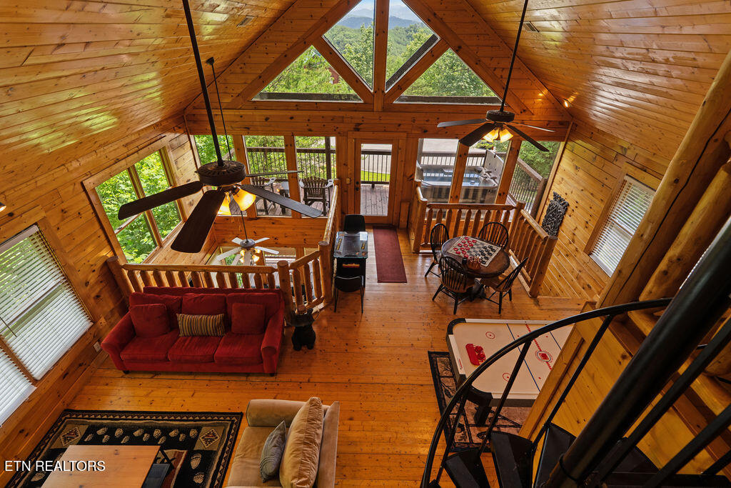1435 Zachary Thomas Lane Sevierville TN 37876