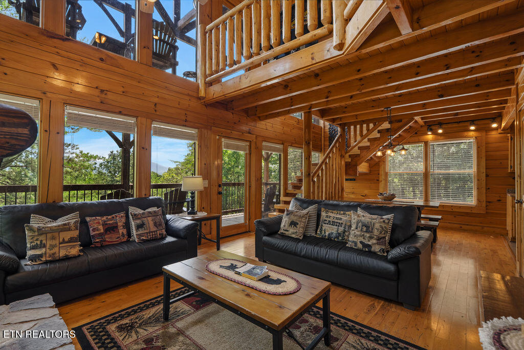 1435 Zachary Thomas Lane Sevierville TN 37876