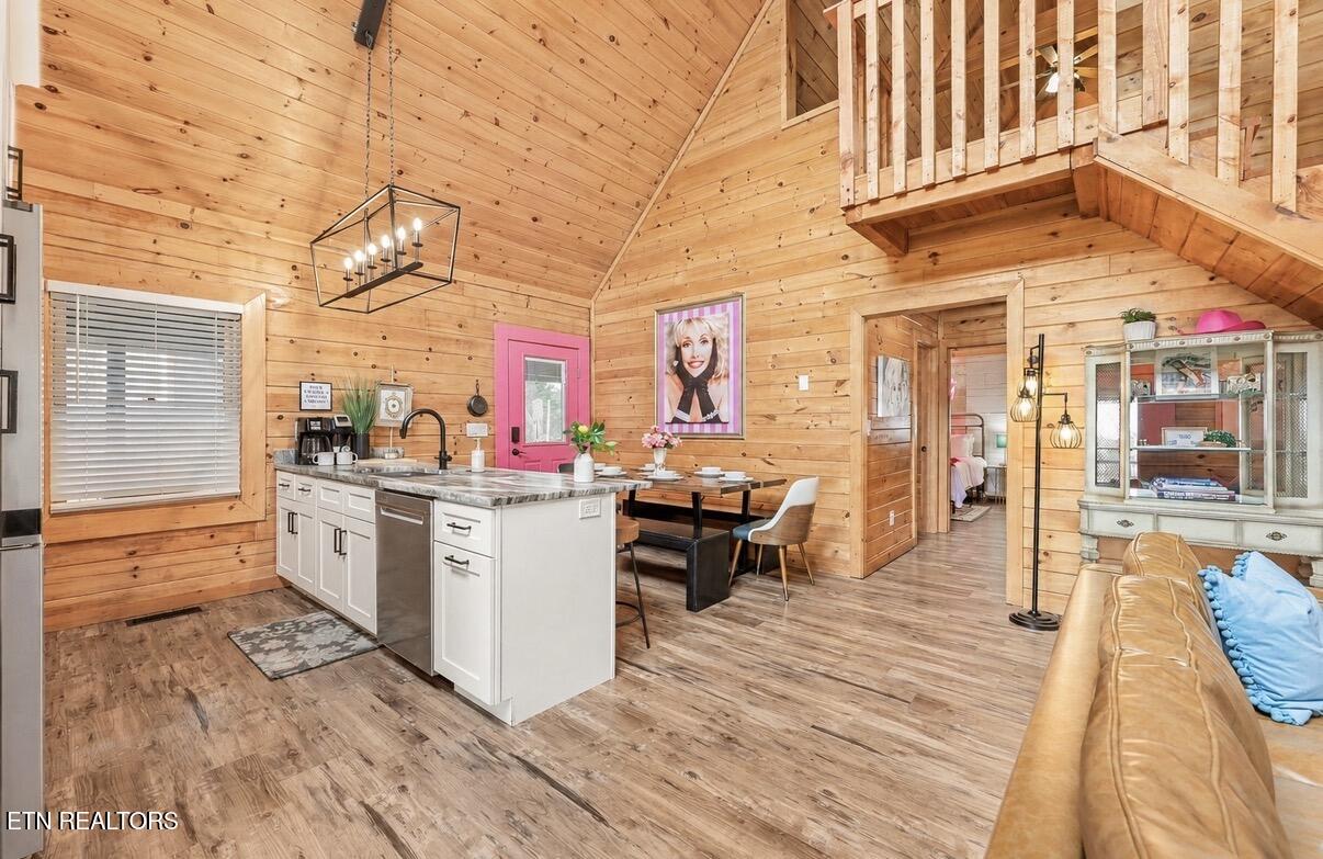 1836 Trout Way Sevierville TN 37862