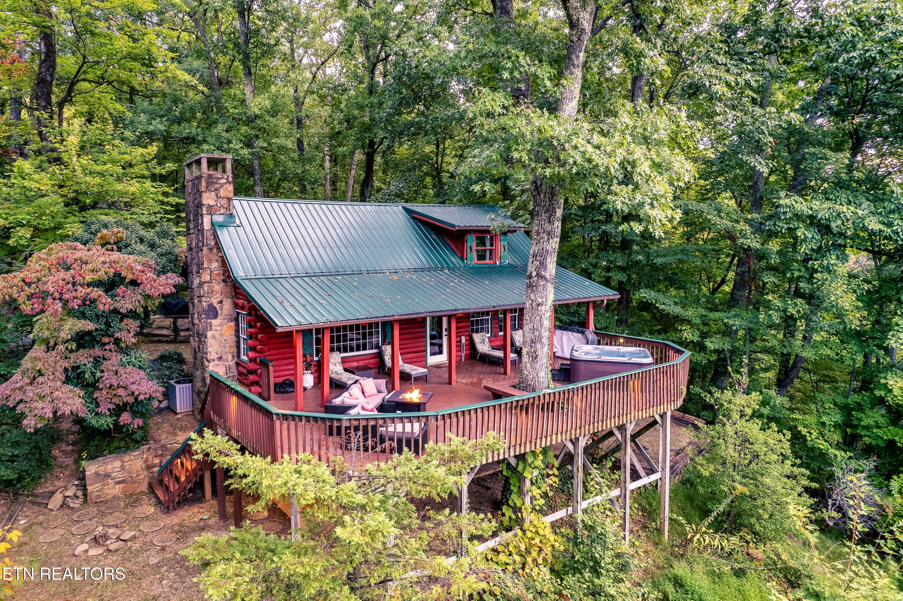 1008 E Foothills Drive Gatlinburg TN 37738
