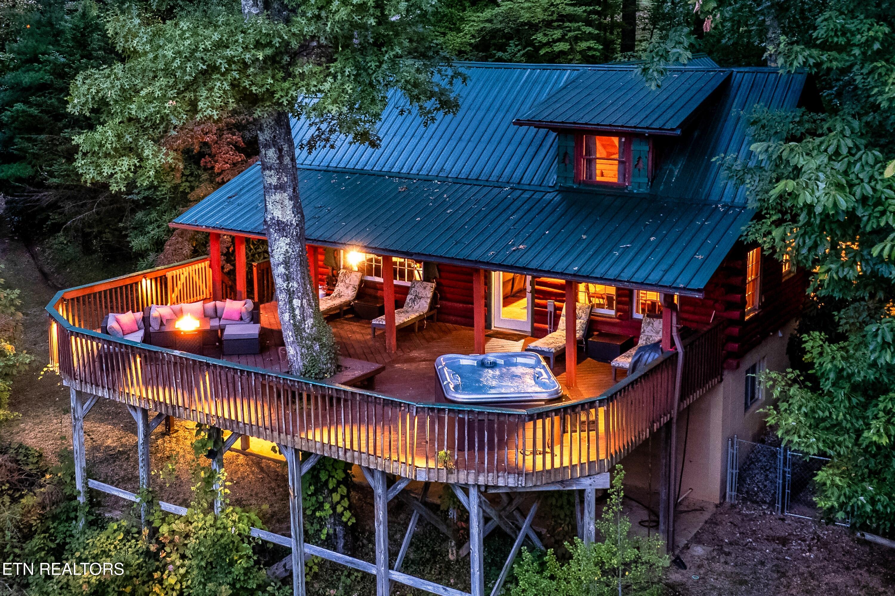 1008 E Foothills Drive Gatlinburg TN 37738