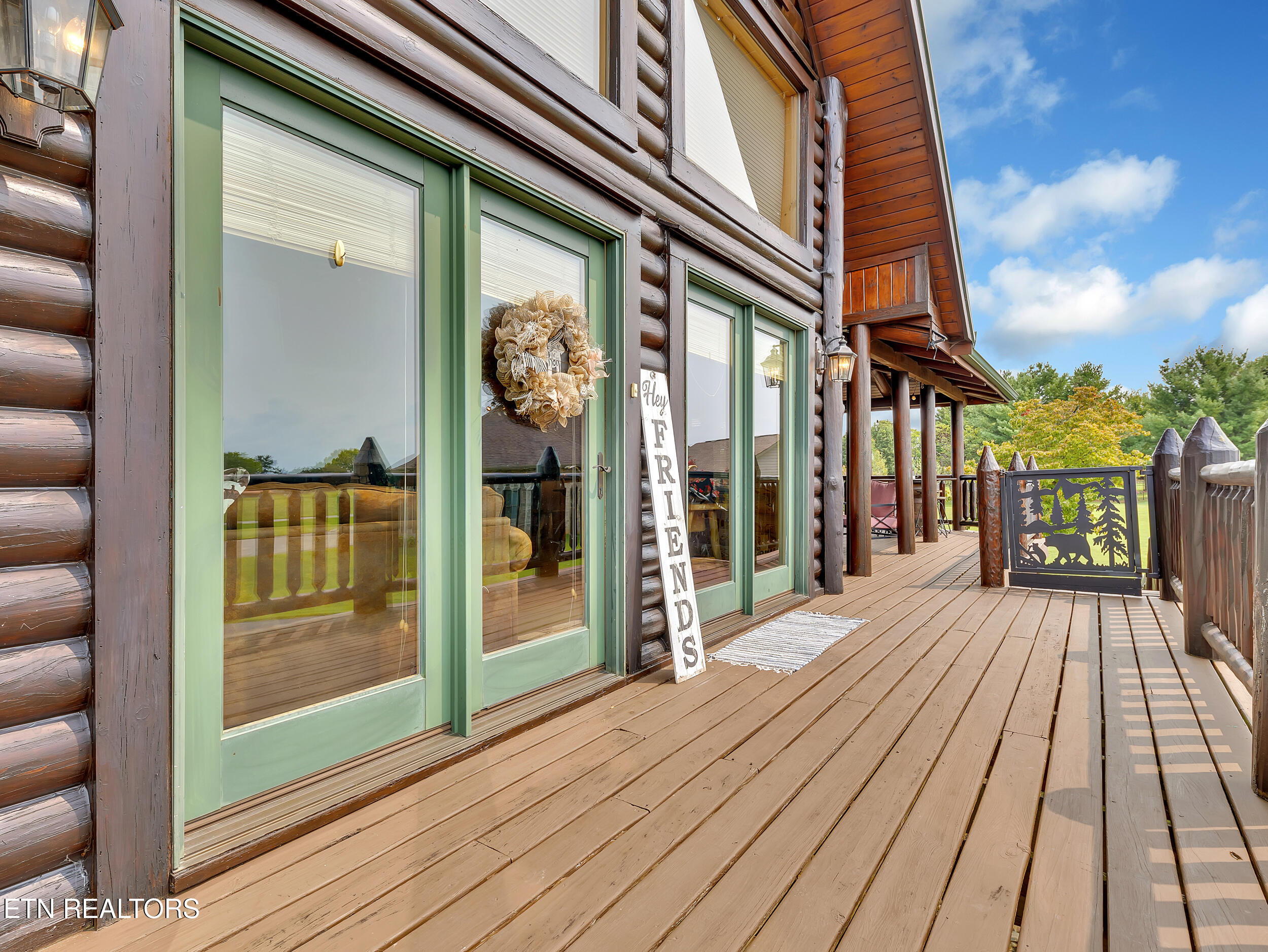 838 Pinnacle Drive Dandridge TN 37725