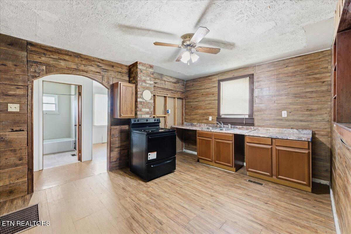 8715 Old Maynardville Pike Knoxville TN 37938