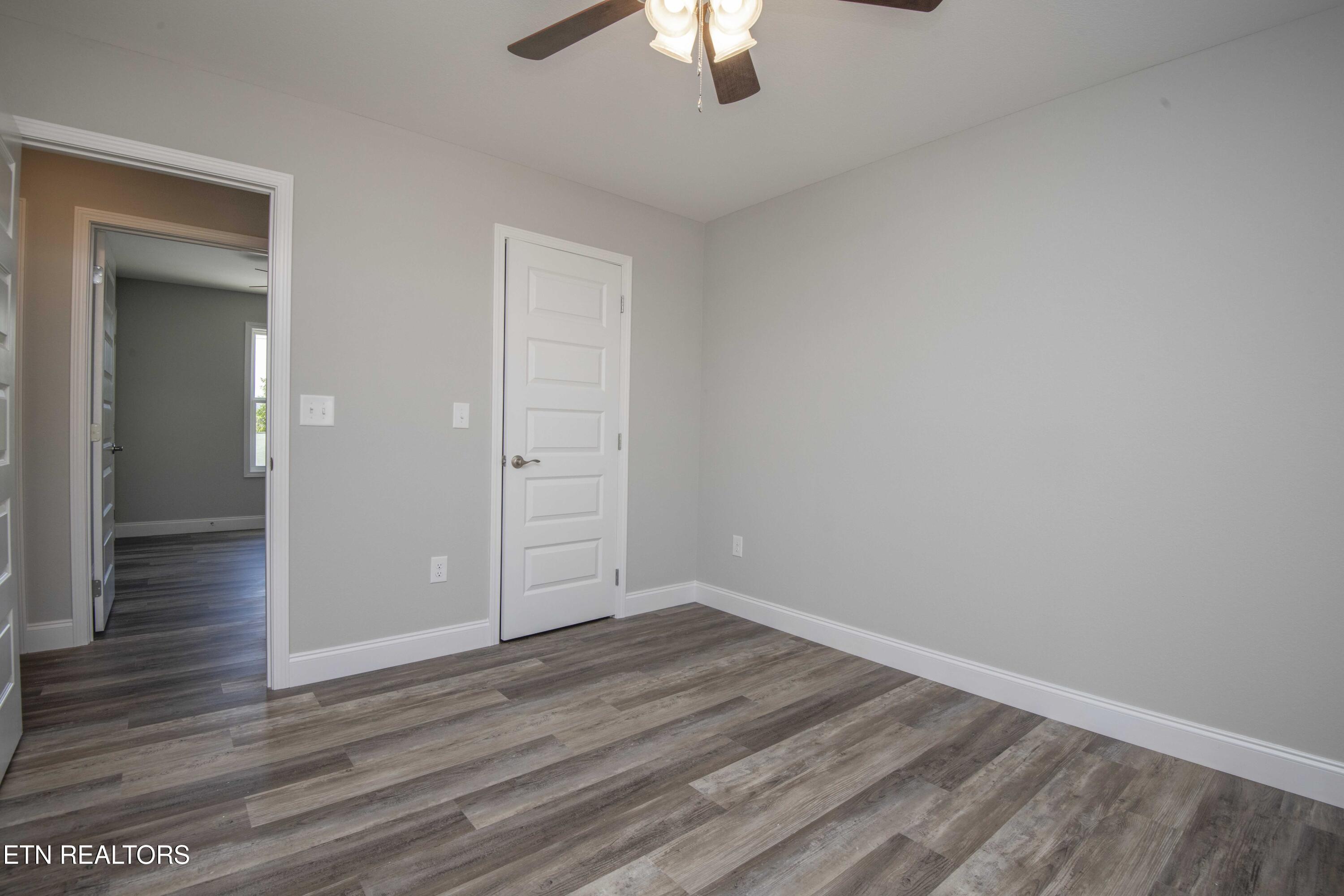 912 Mcadoo Street Clinton TN 37716