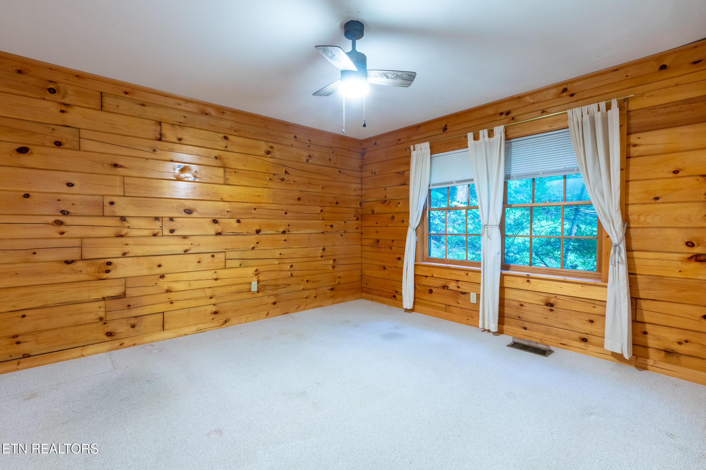 3711 Ginseng Way Sevierville TN 37862