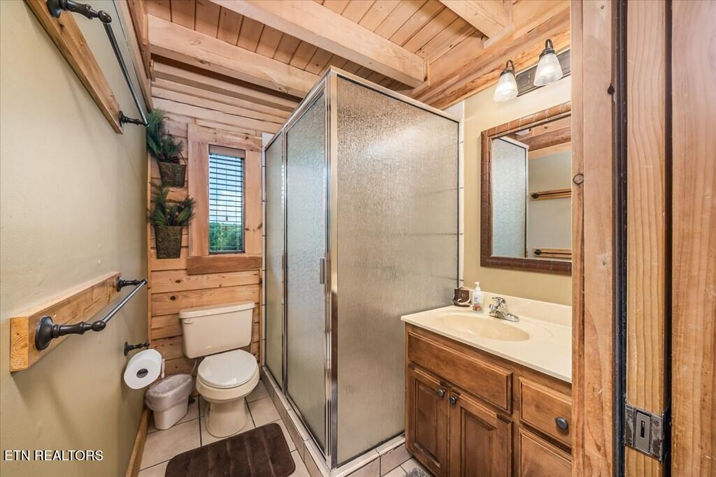 101 Meadow View Lane Spencer TN 38585