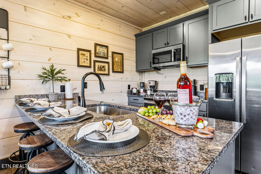 3033 Ridge Top Resort Way Pigeon Forge TN 37863