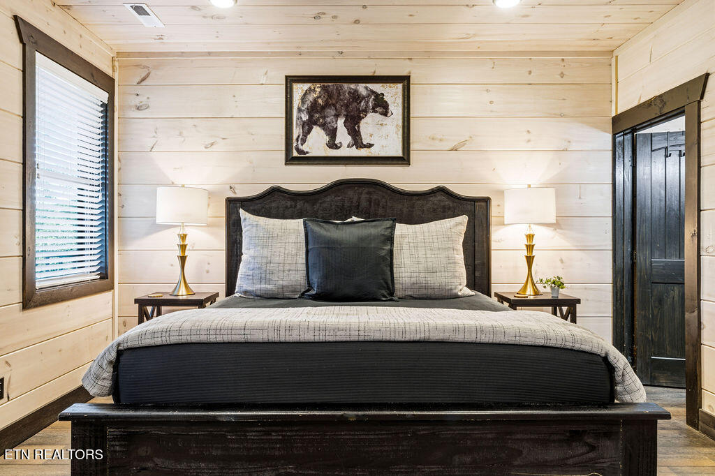 3033 Ridge Top Resort Way Pigeon Forge TN 37863