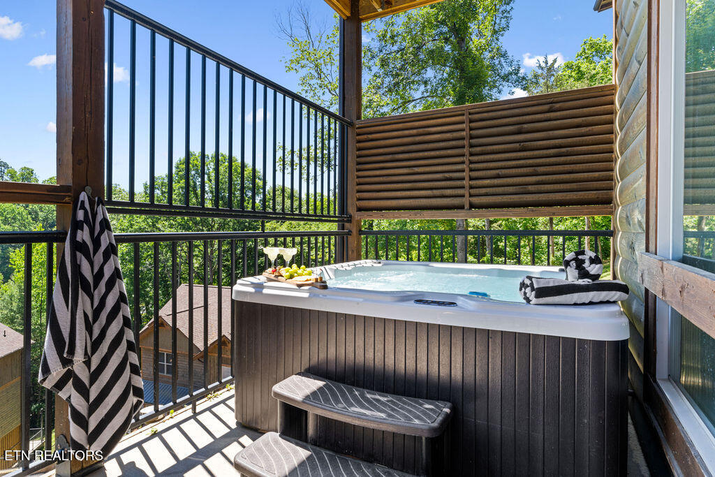 3033 Ridge Top Resort Way Pigeon Forge TN 37863