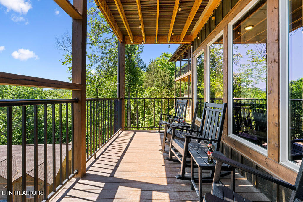 3033 Ridge Top Resort Way Pigeon Forge TN 37863