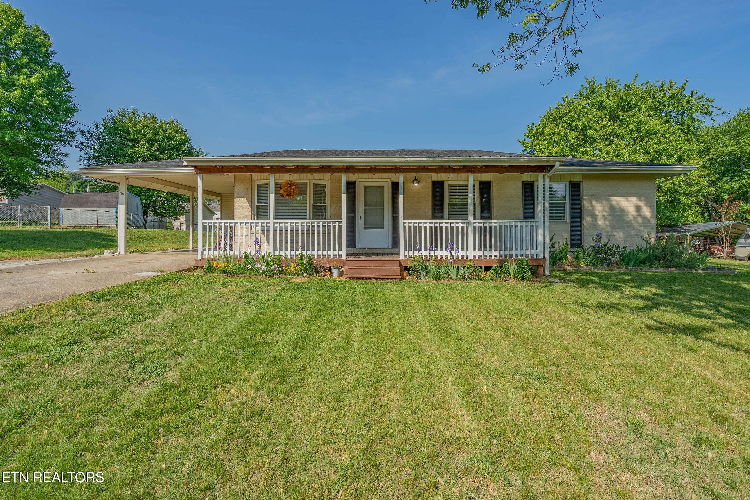 415 Coffee Lane Loudon TN 37774