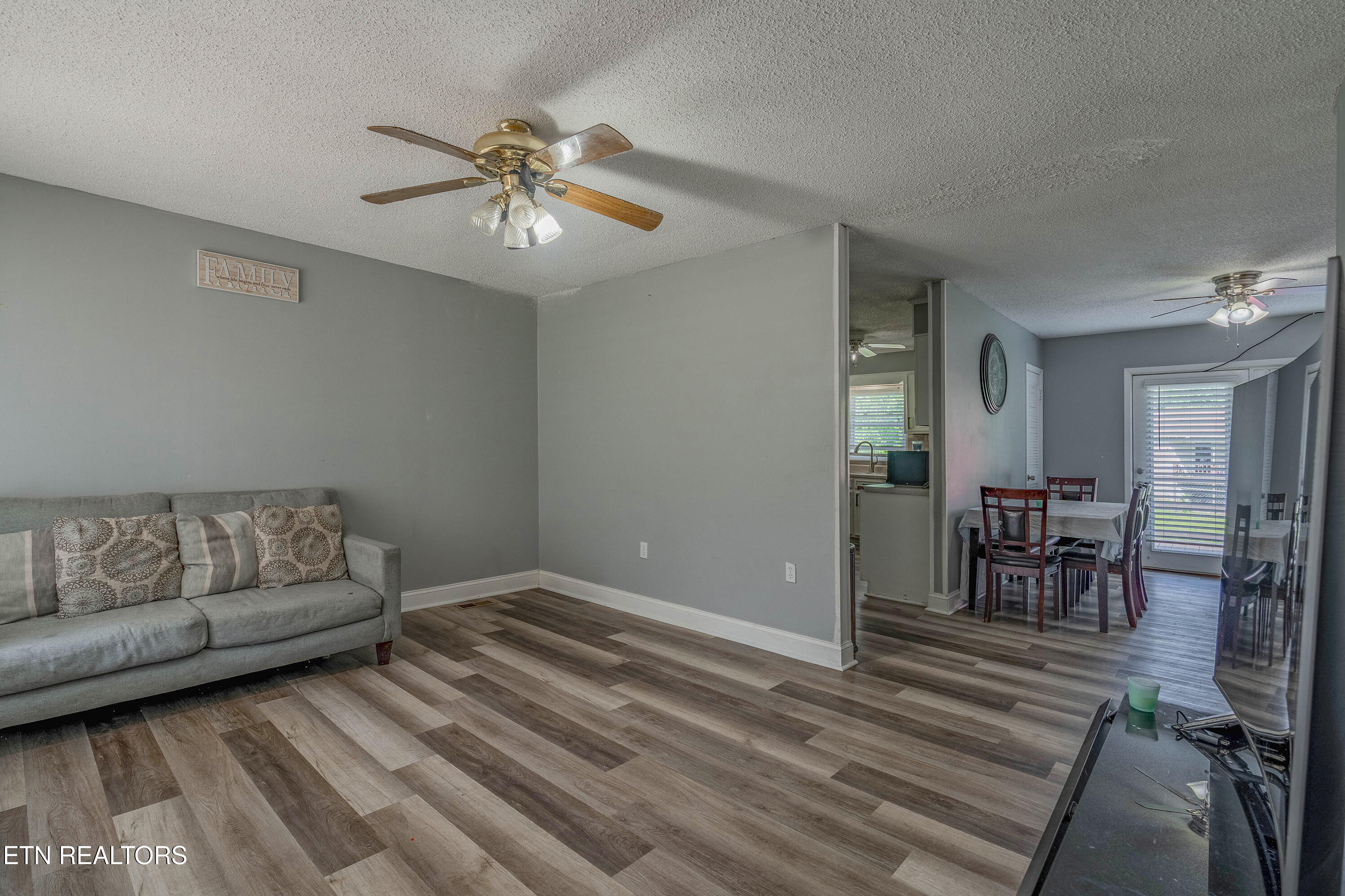 415 Coffee Lane Loudon TN 37774
