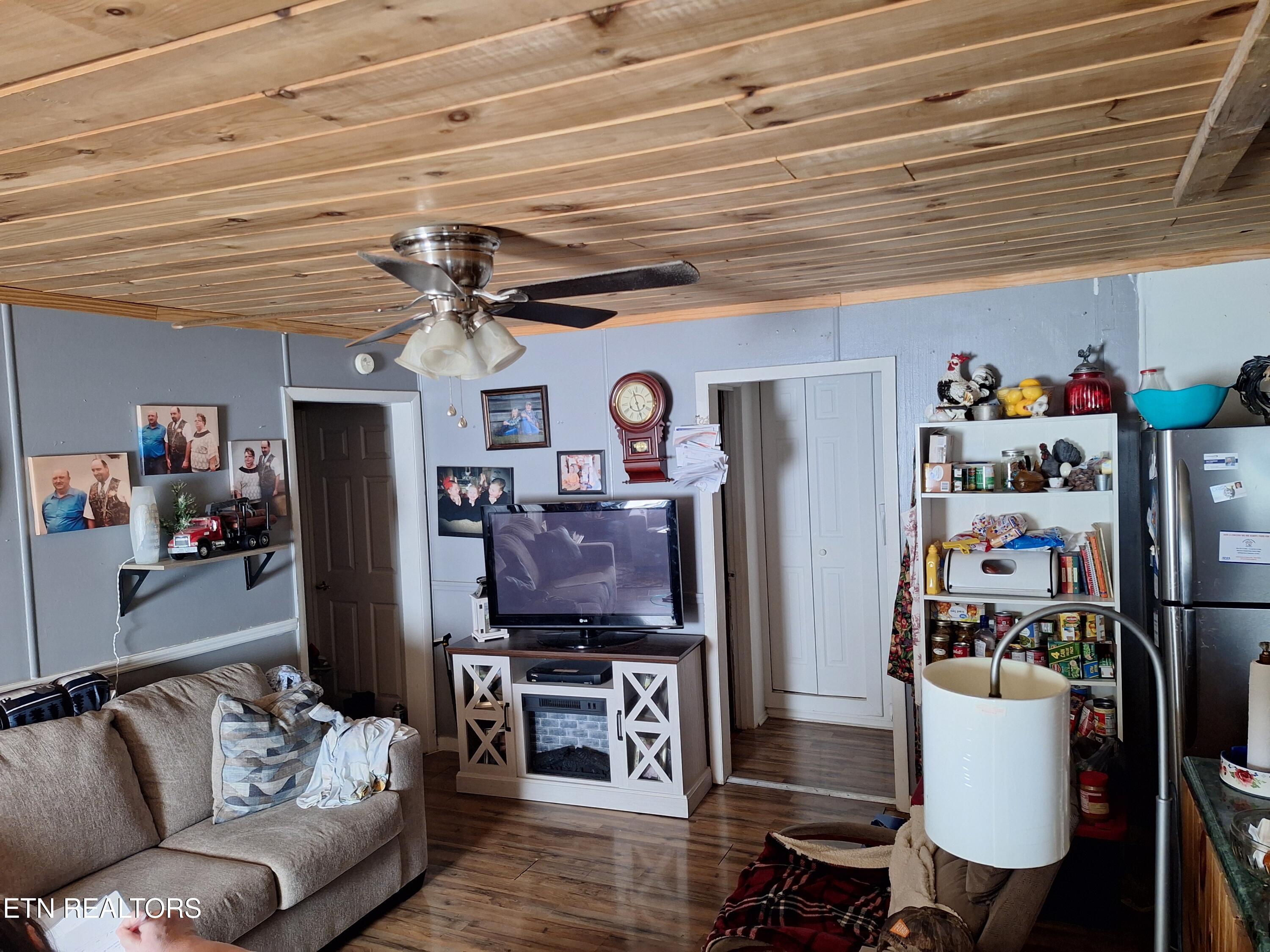 180 Walker Road Tellico Plains TN 37385