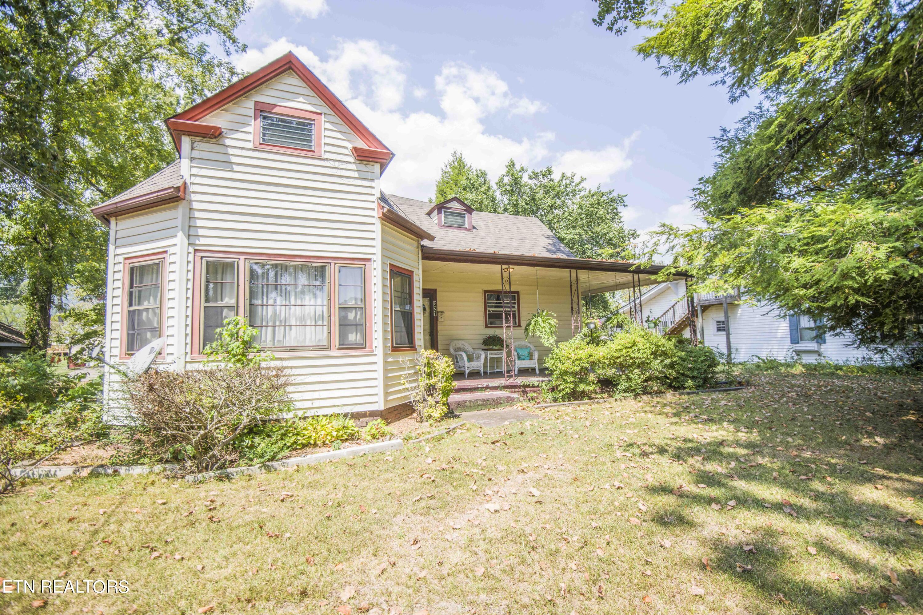 321 S Ridge Avenue Rockwood TN 37854