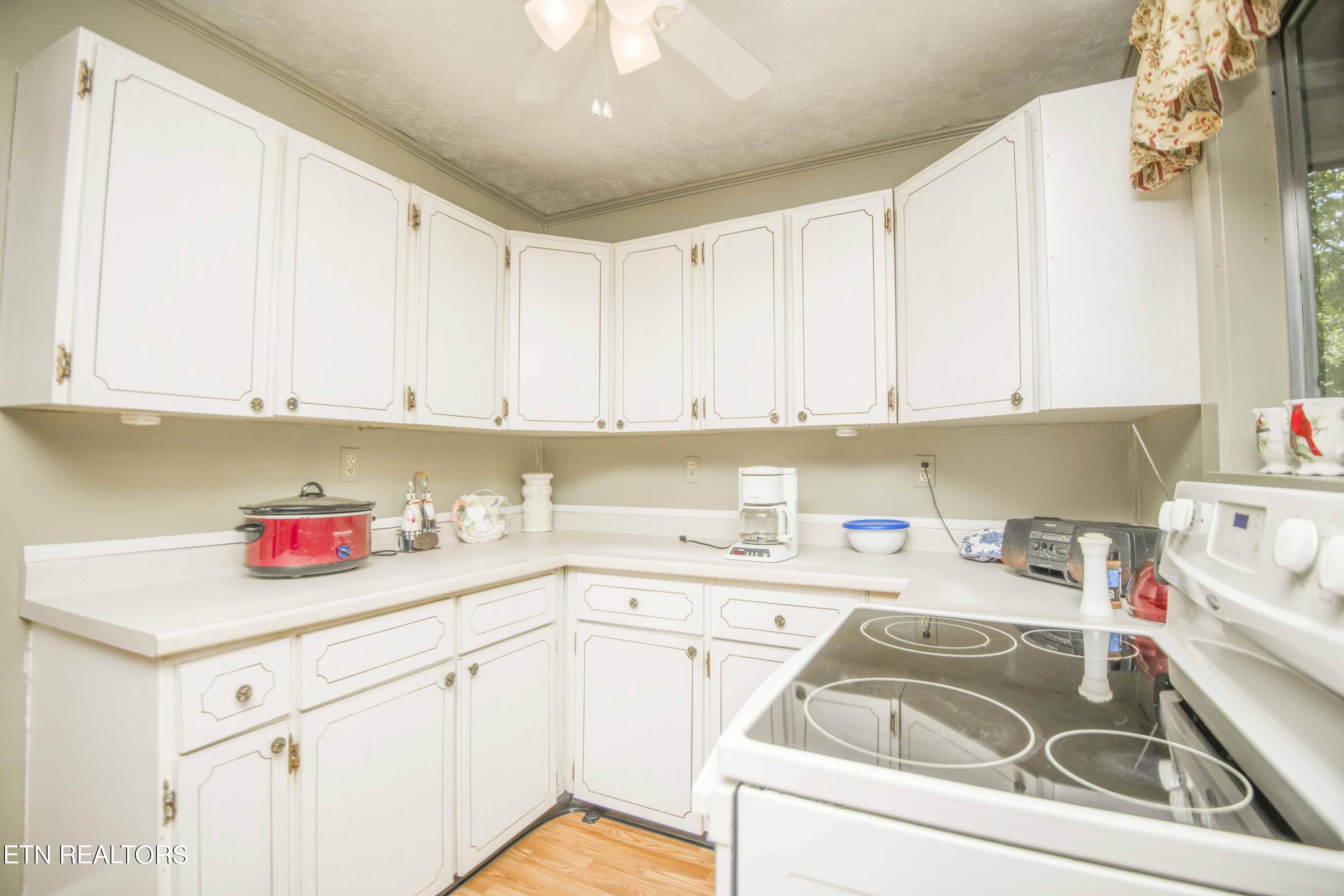 321 S Ridge Avenue Rockwood TN 37854