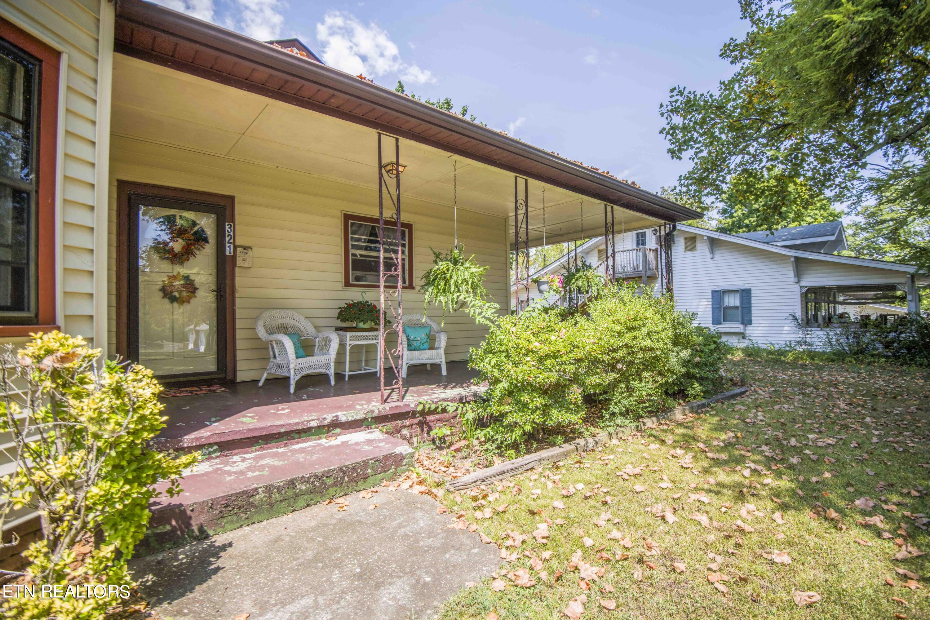 321 S Ridge Avenue Rockwood TN 37854