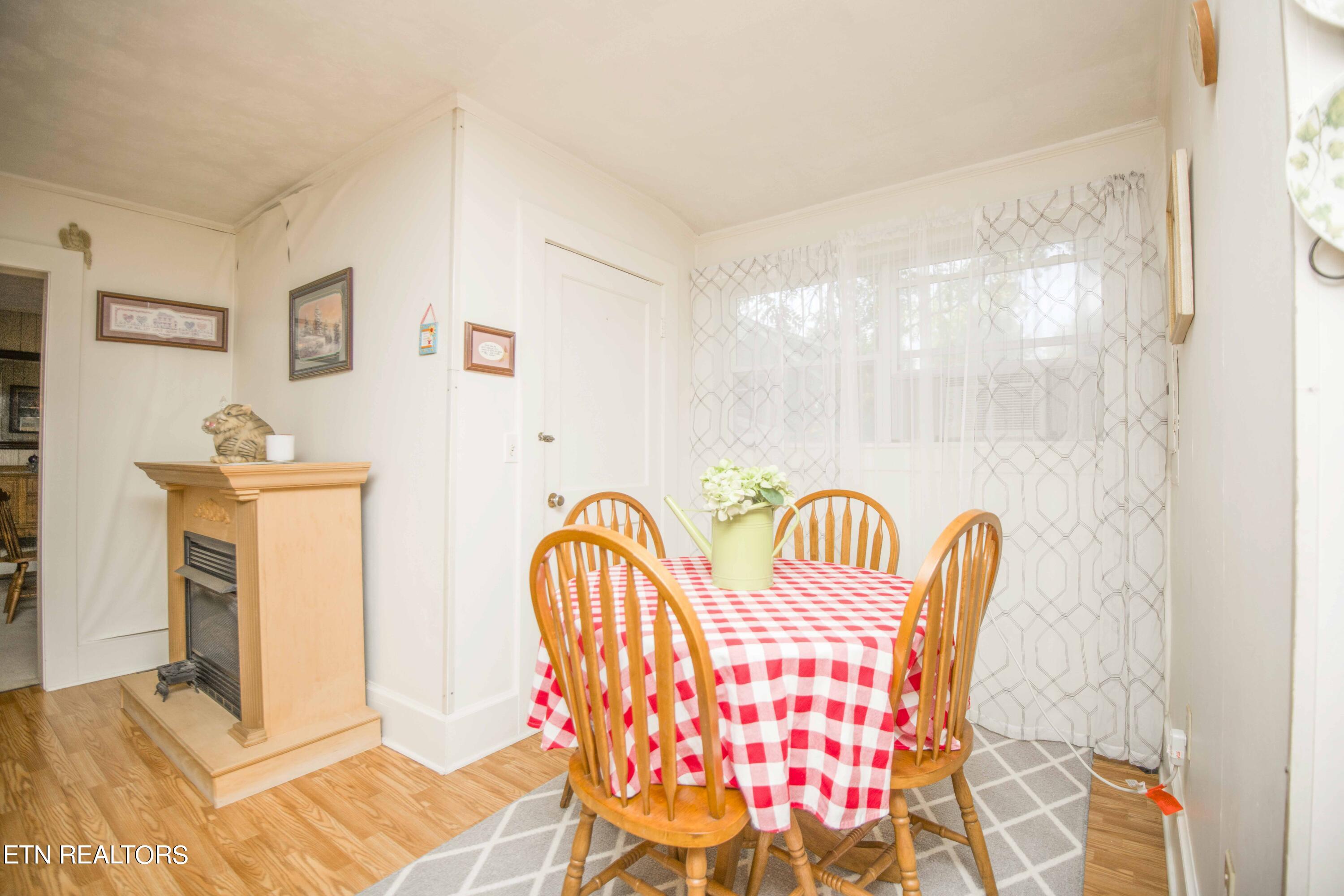 321 S Ridge Avenue Rockwood TN 37854