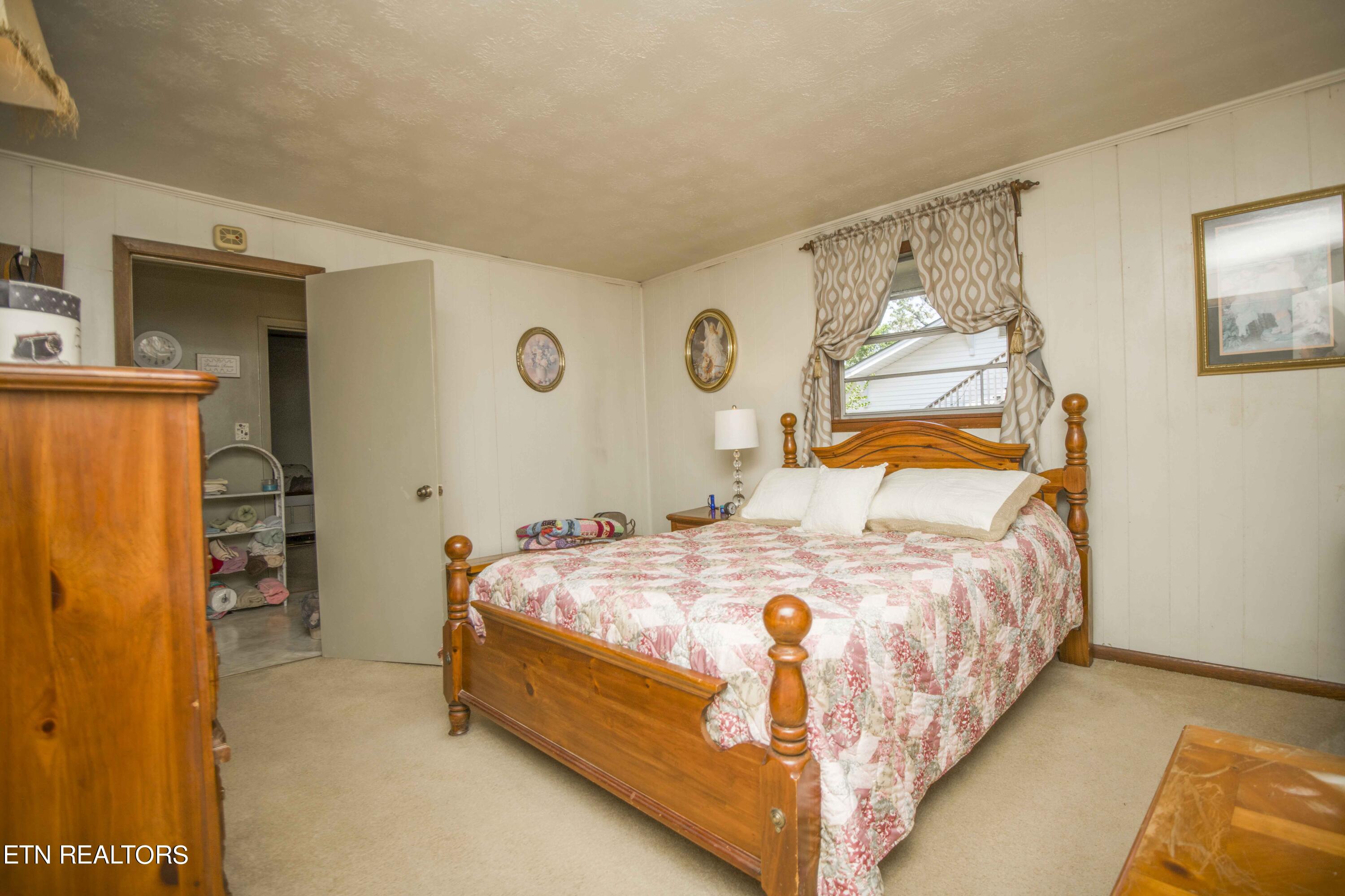 321 S Ridge Avenue Rockwood TN 37854