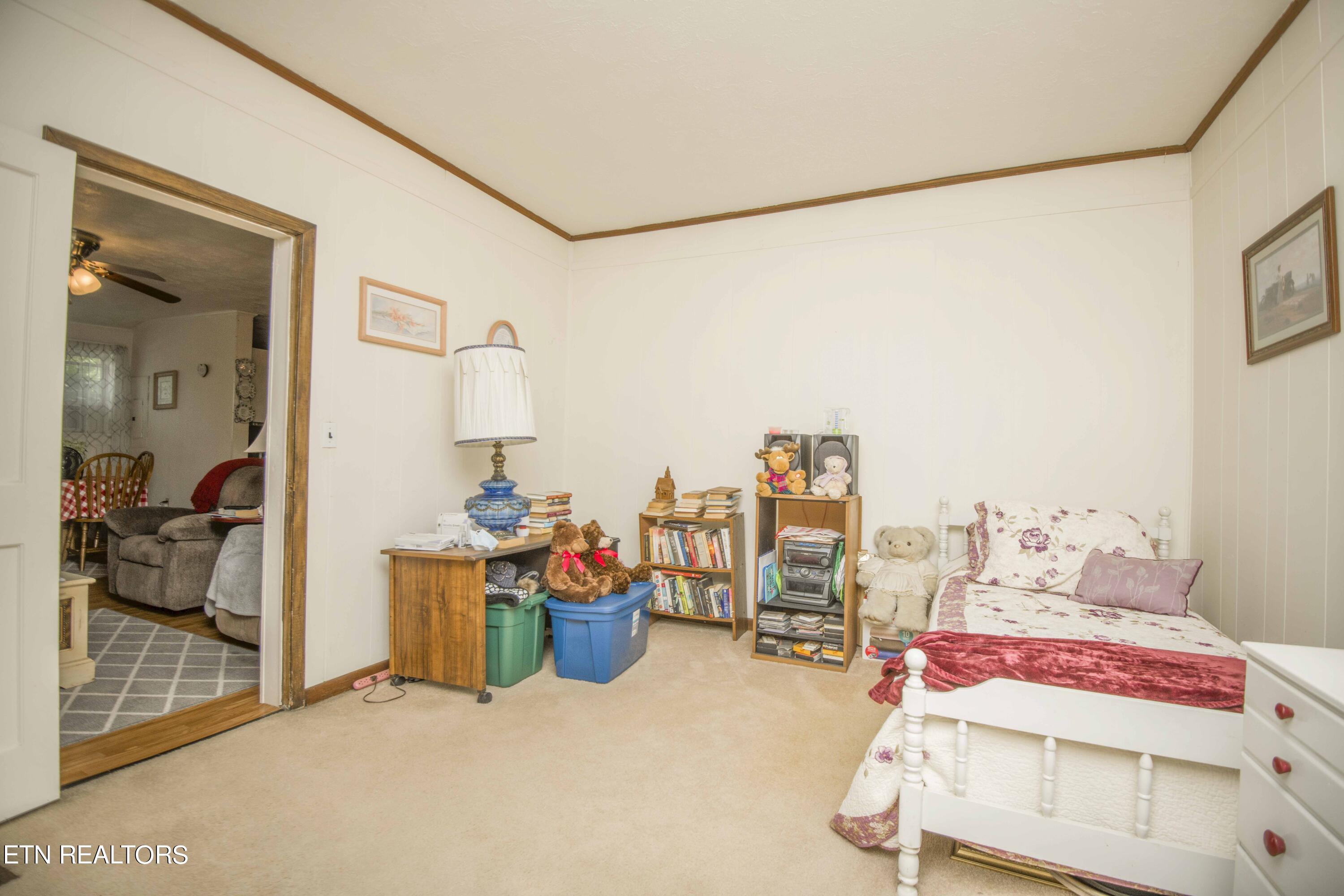 321 S Ridge Avenue Rockwood TN 37854