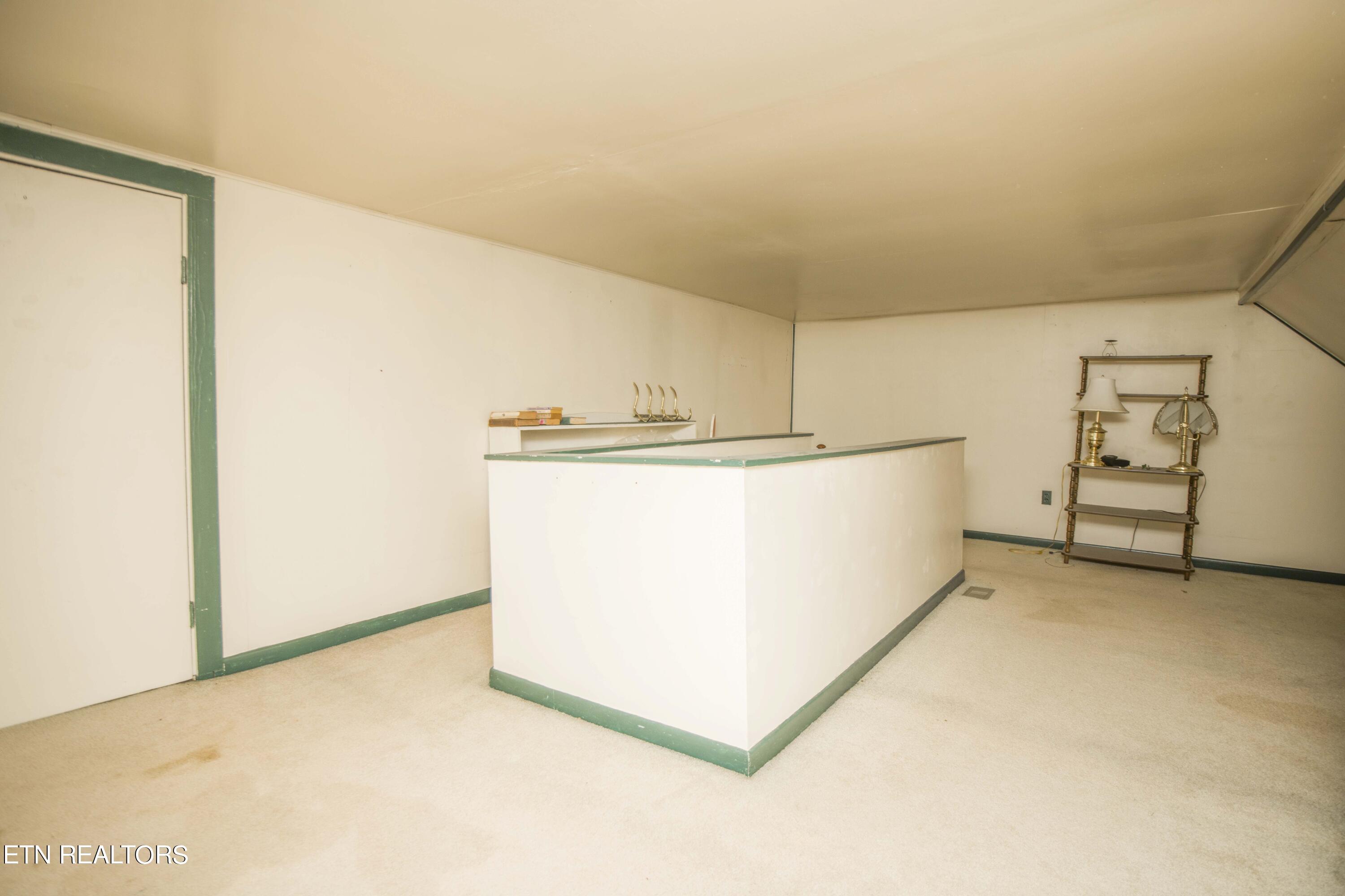 321 S Ridge Avenue Rockwood TN 37854